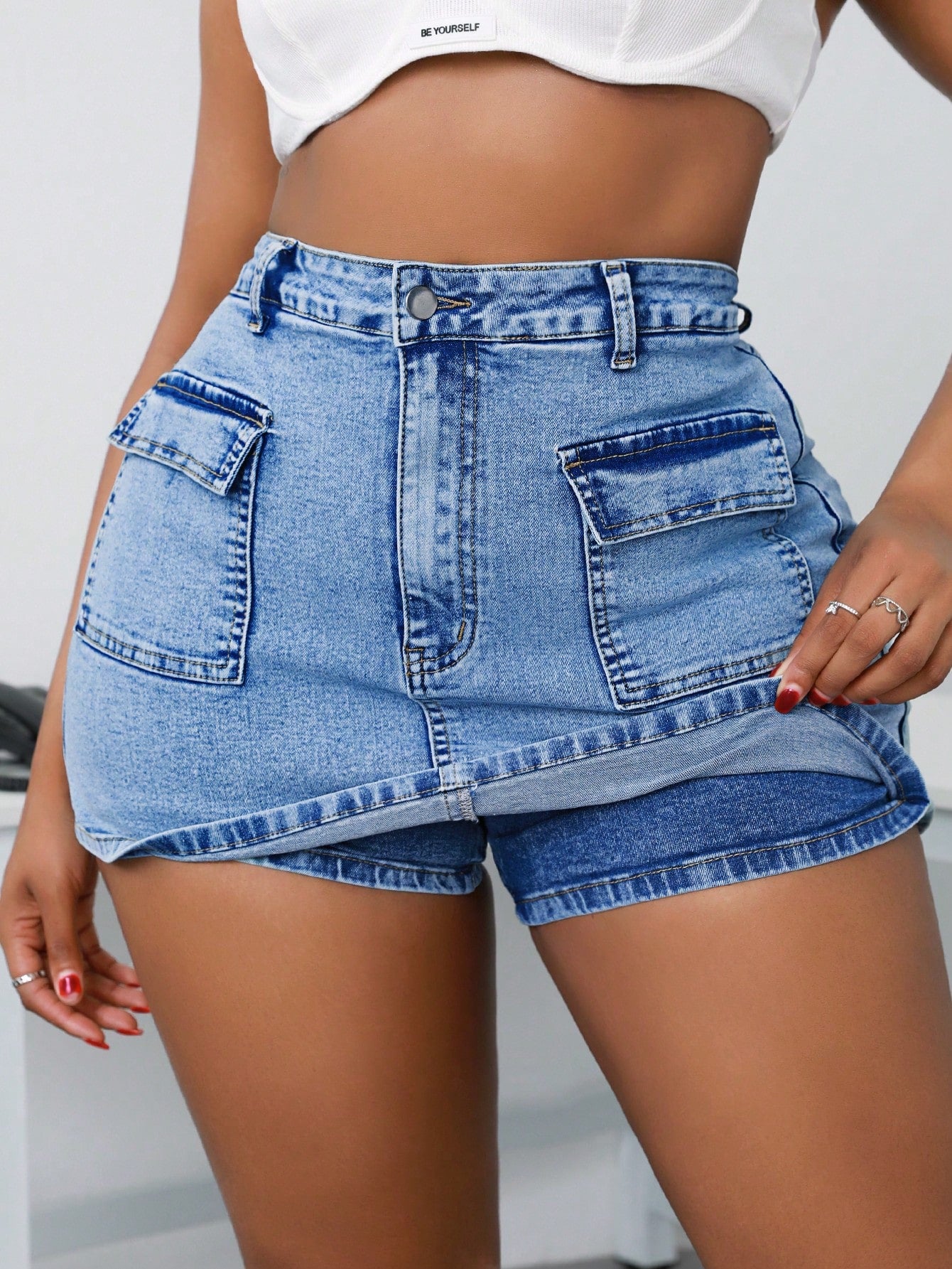 Plus Size Skinny Denim Skirt With Front Pockets