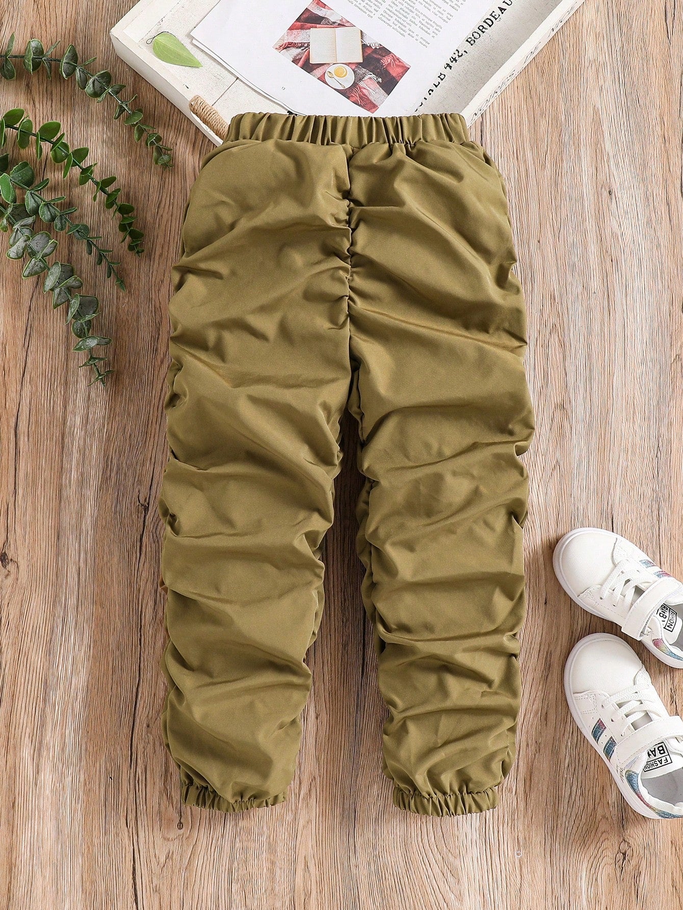 Young Girl Elastic Waist Ruched Pants