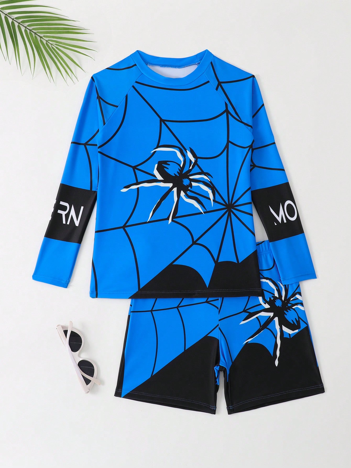 Tween Boy Spider Web Printed Swim Shirt And Swim Trunks Separated Set