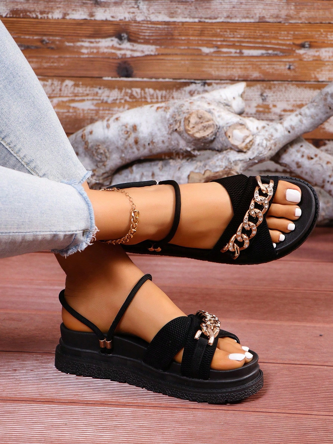 2024 Spring New Arrival Large Size Women's Shoes, European And American Style Thick-Soled Sandals For Beach Outfits