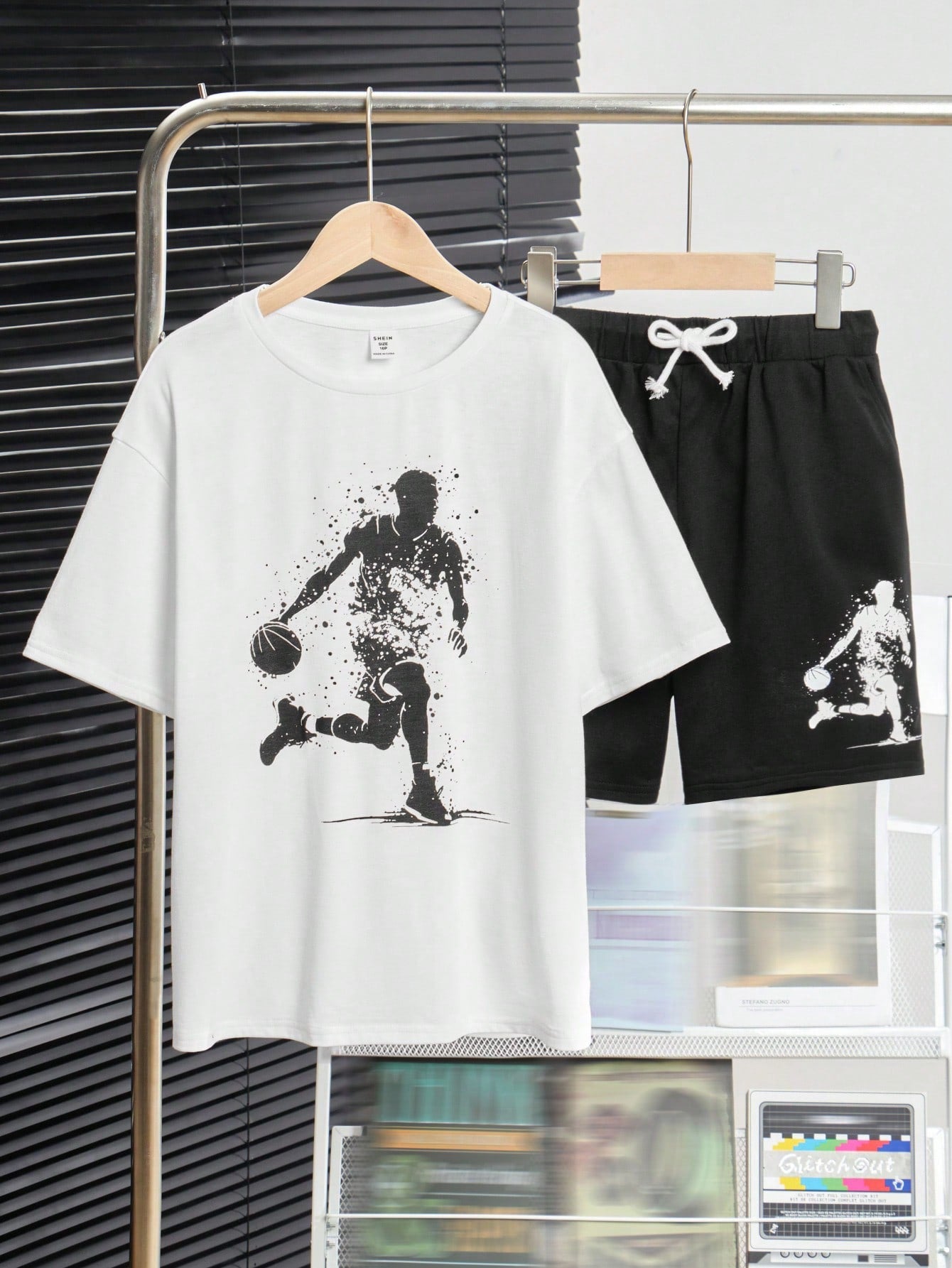 Tween Boys' Extended Size Casual Basketball Printed Pattern Round Neck Pullover Short Sleeve T-Shirt And Shorts Knitted Two-Piece Set, Summer