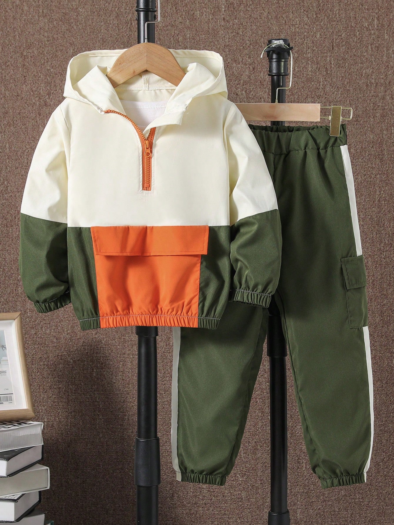 Young Boy Colorblock Half Zip Hoodie & Flap Pocket Pants