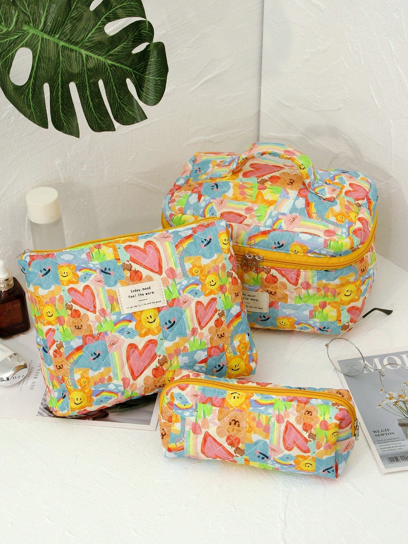 1pc/Set Casual Ladies' Large Capacity Handheld Floral Cosmetic Bag Portable Stitched Fabric Small/Medium/Large Cute Flower Ins Travel Bag, For Organizing Make-Up Tools And Toiletries, And For Casual Travel