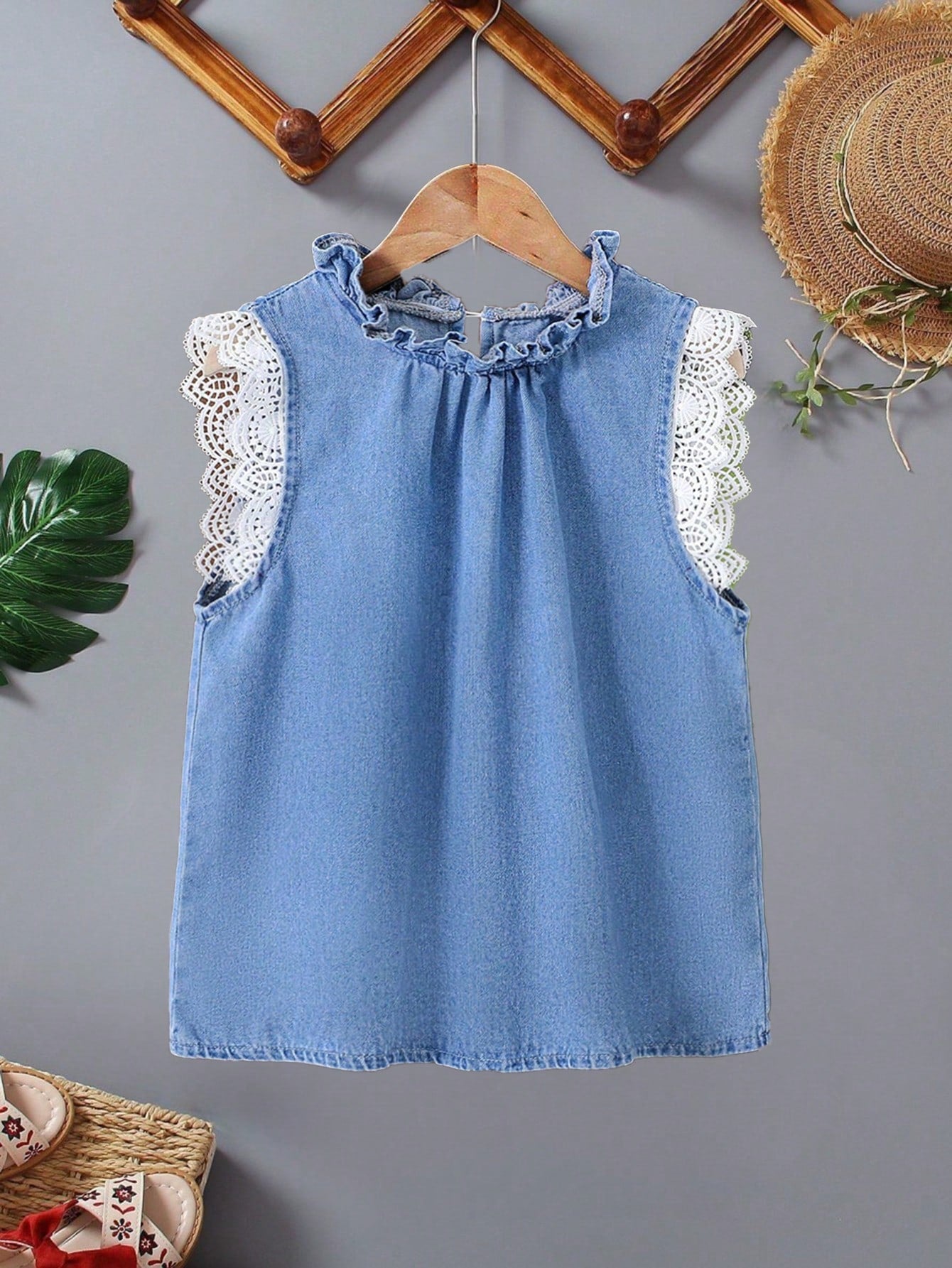 Tween Girl Summer Boho Contrast Guipure Lace Frill Trim Mock Neck Keyhole Back Sleeveless Denim Blouse,Girls Summer Blouse Outfits