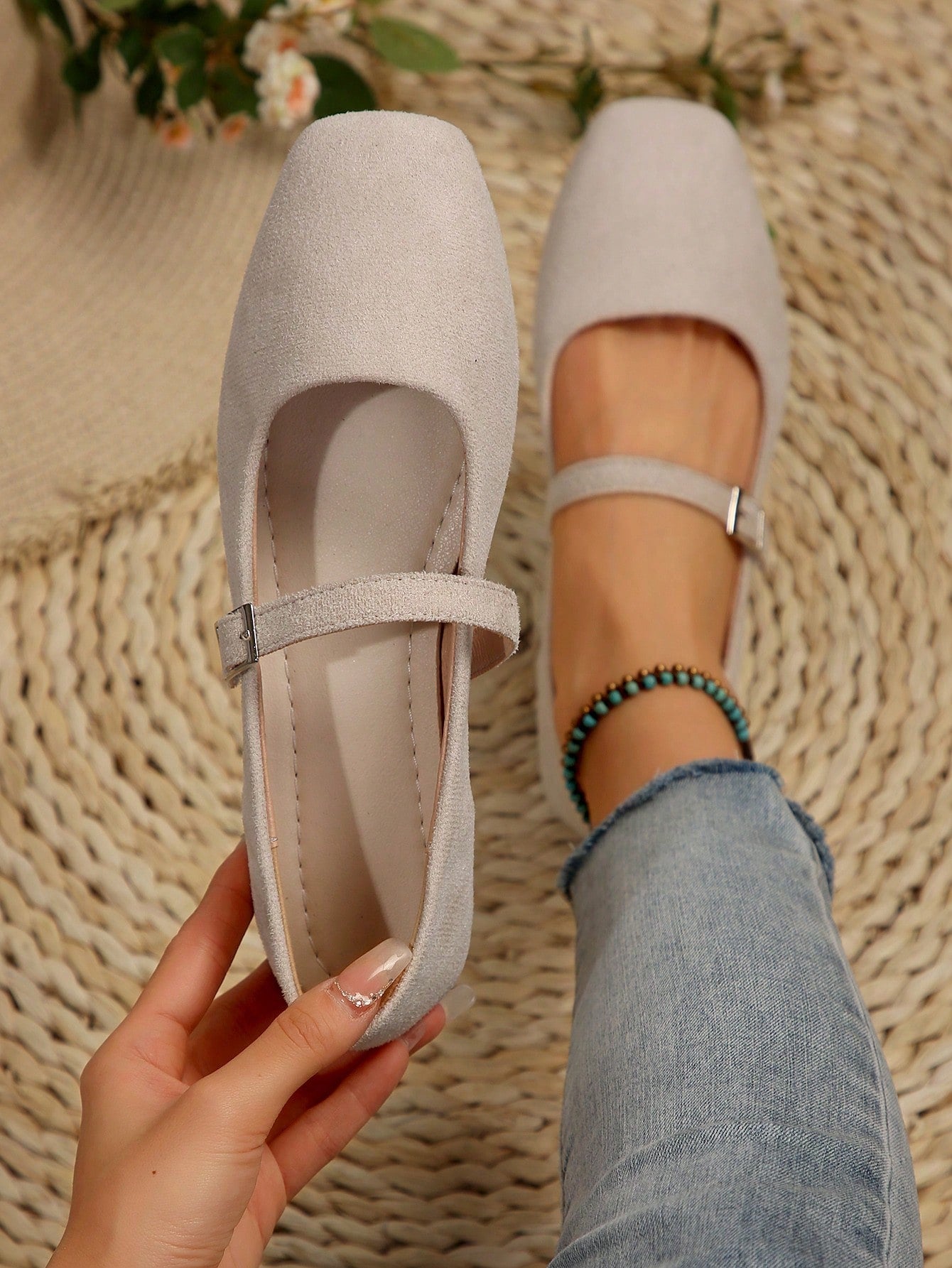 French Style Vintage Square Toe Flat Shoes With Ankle Strap, Spring New Arrival