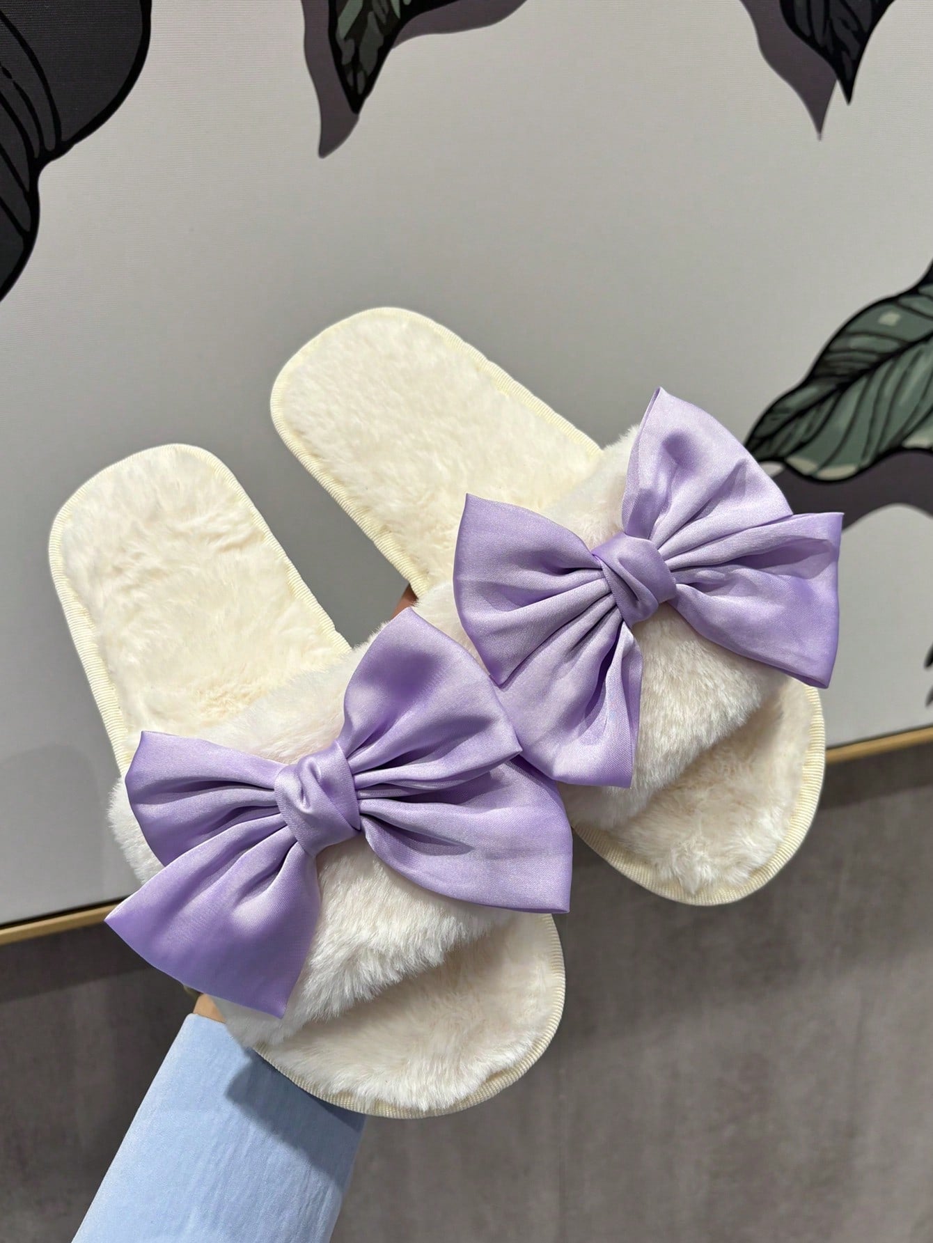 Women's Elegant White Plush Bow Yellow Flat Plush Slipper, Perfect For Valentine's Day Party And Home Use