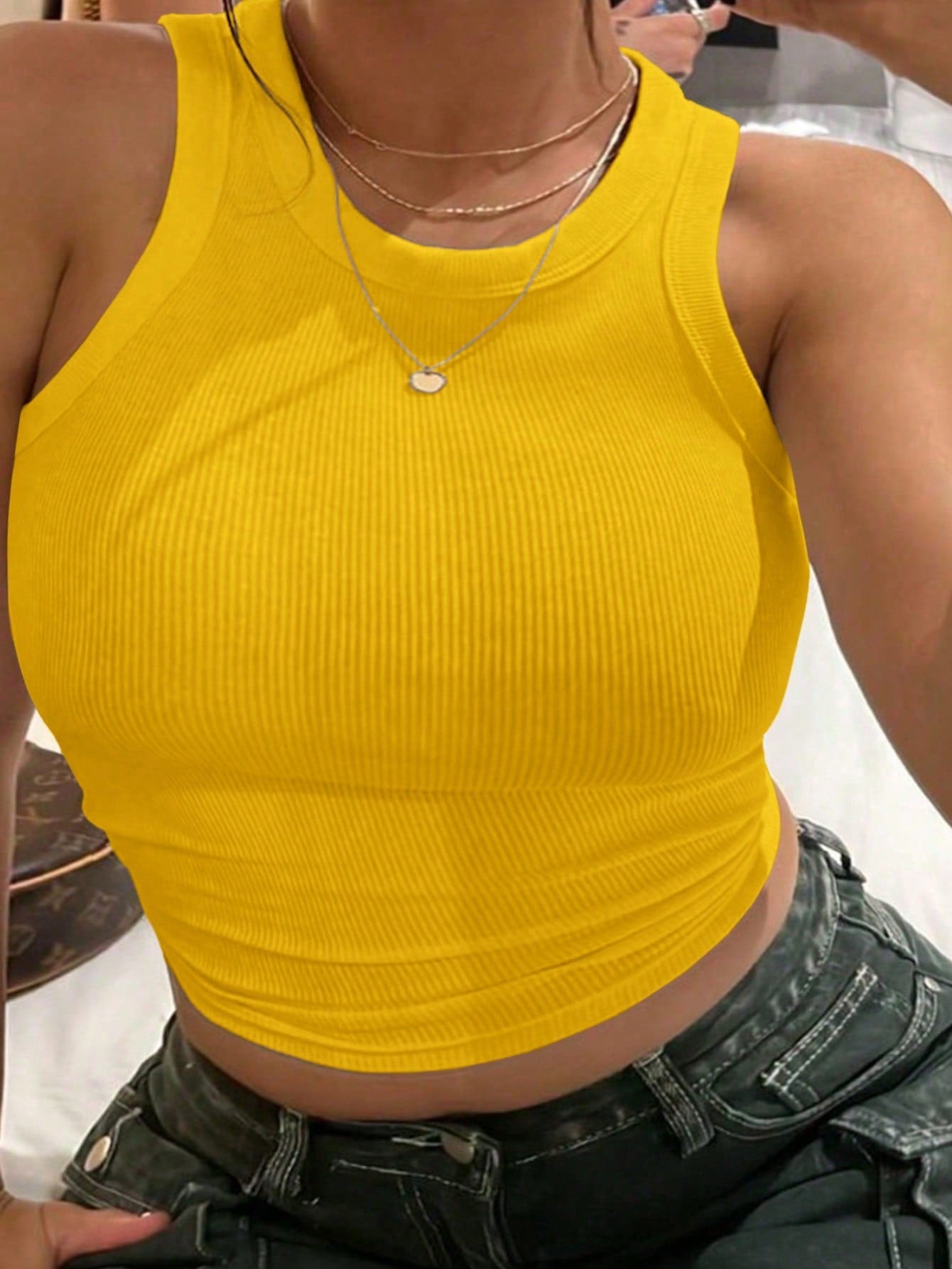 Plus Size Women's Ribbed Slim Fit Cropped Tank Top