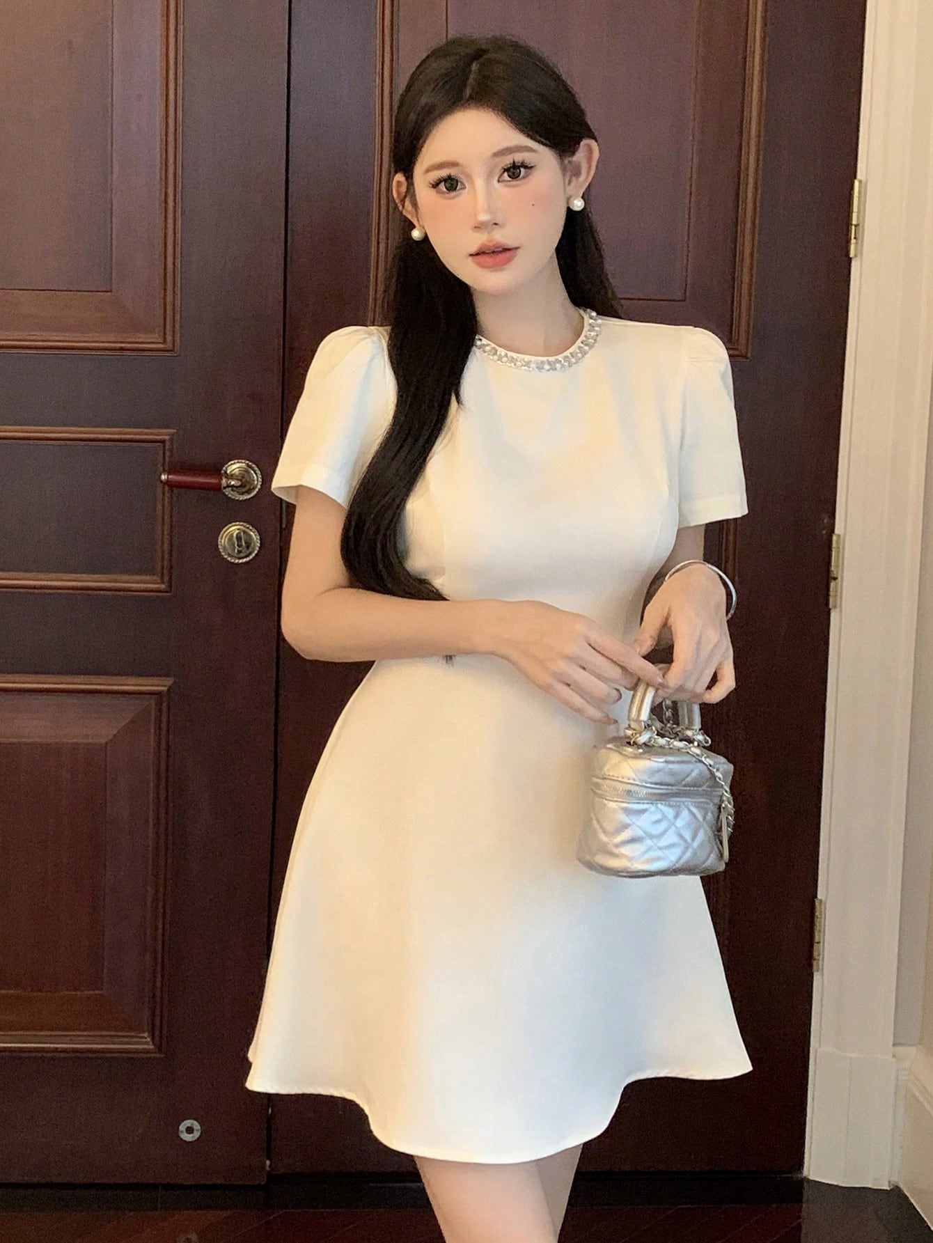 Women's Fashionable Solid Color Round Neck Elegant A-Line Dress