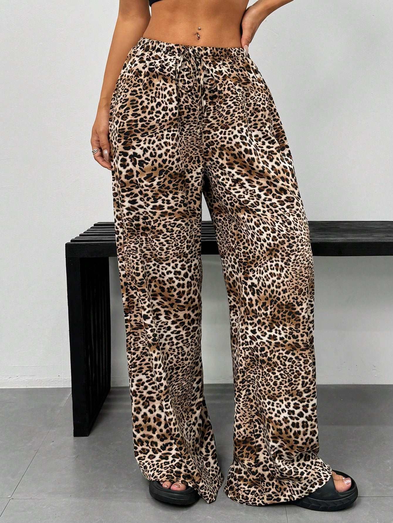 Women's Leopard Printed Drawstring Long Pants