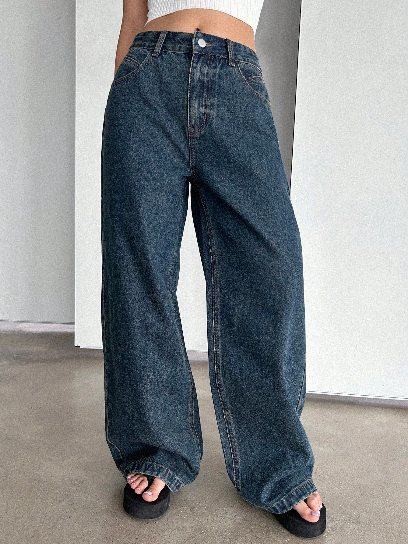 Women's Wide Leg Jeans