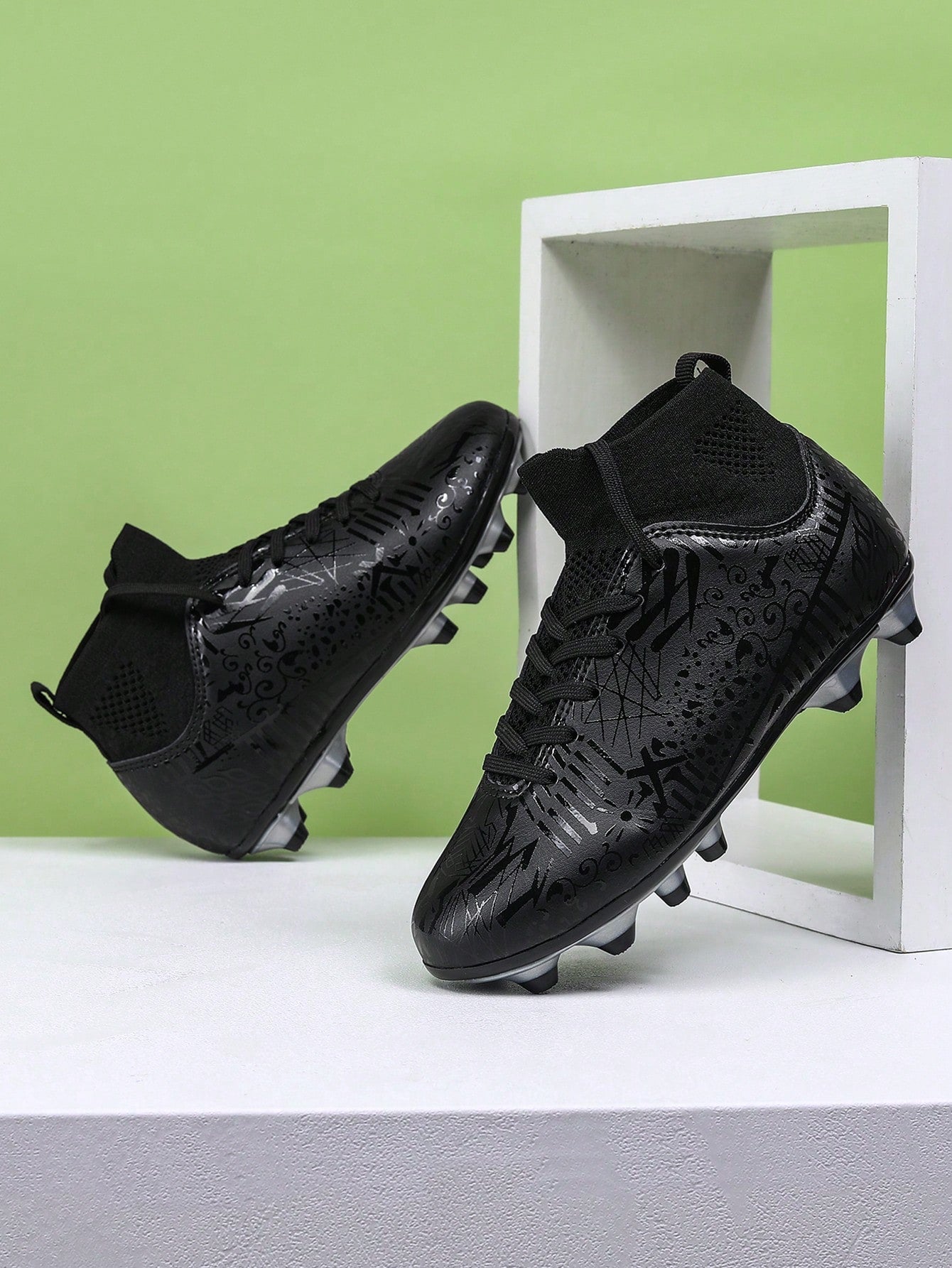 Children's Outdoor Soccer Training Shoes With Long Studs For Sports And Running