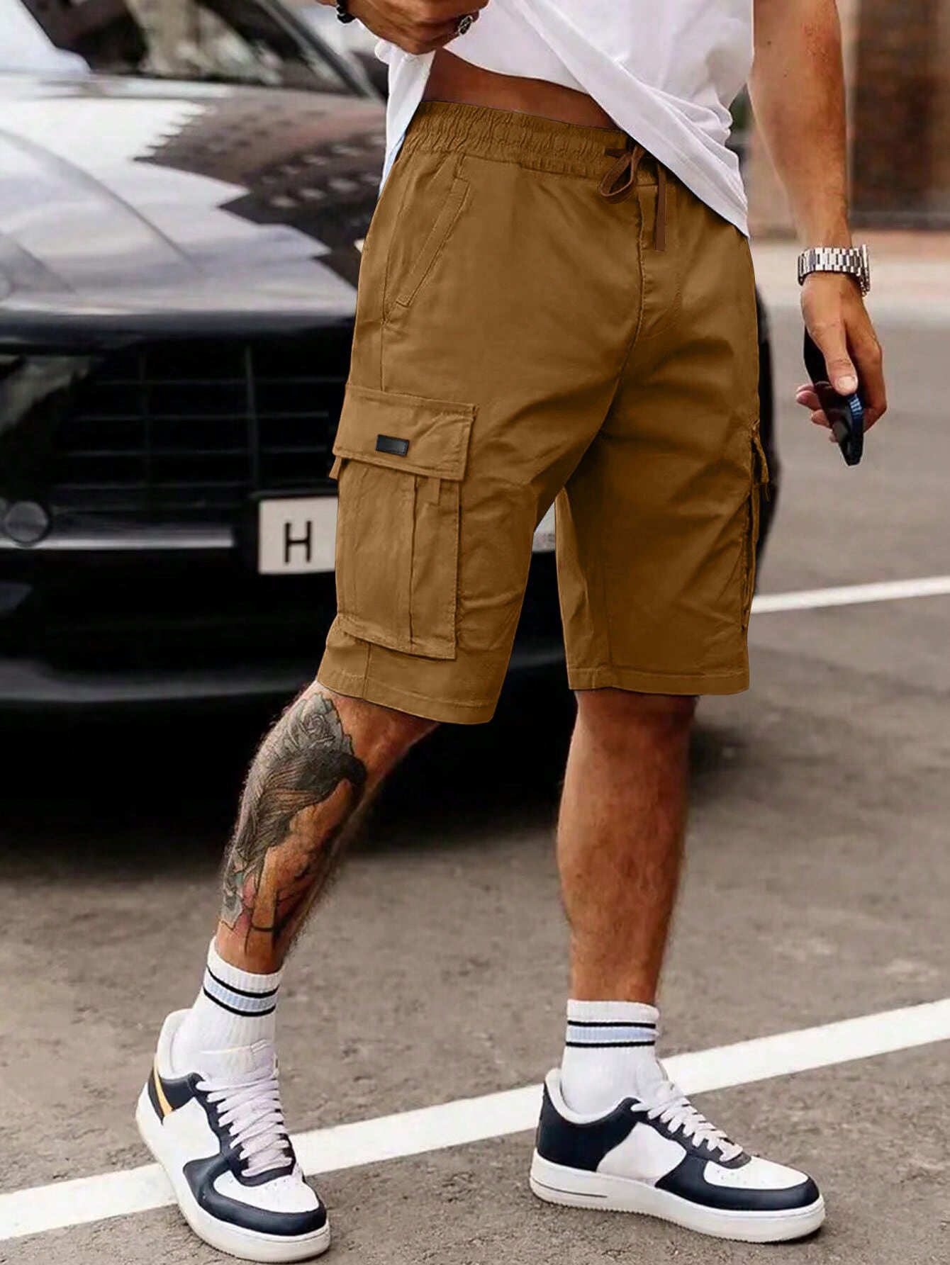 Men's Loose Fit Drawstring Waist Flip Pocket Cargo Shorts