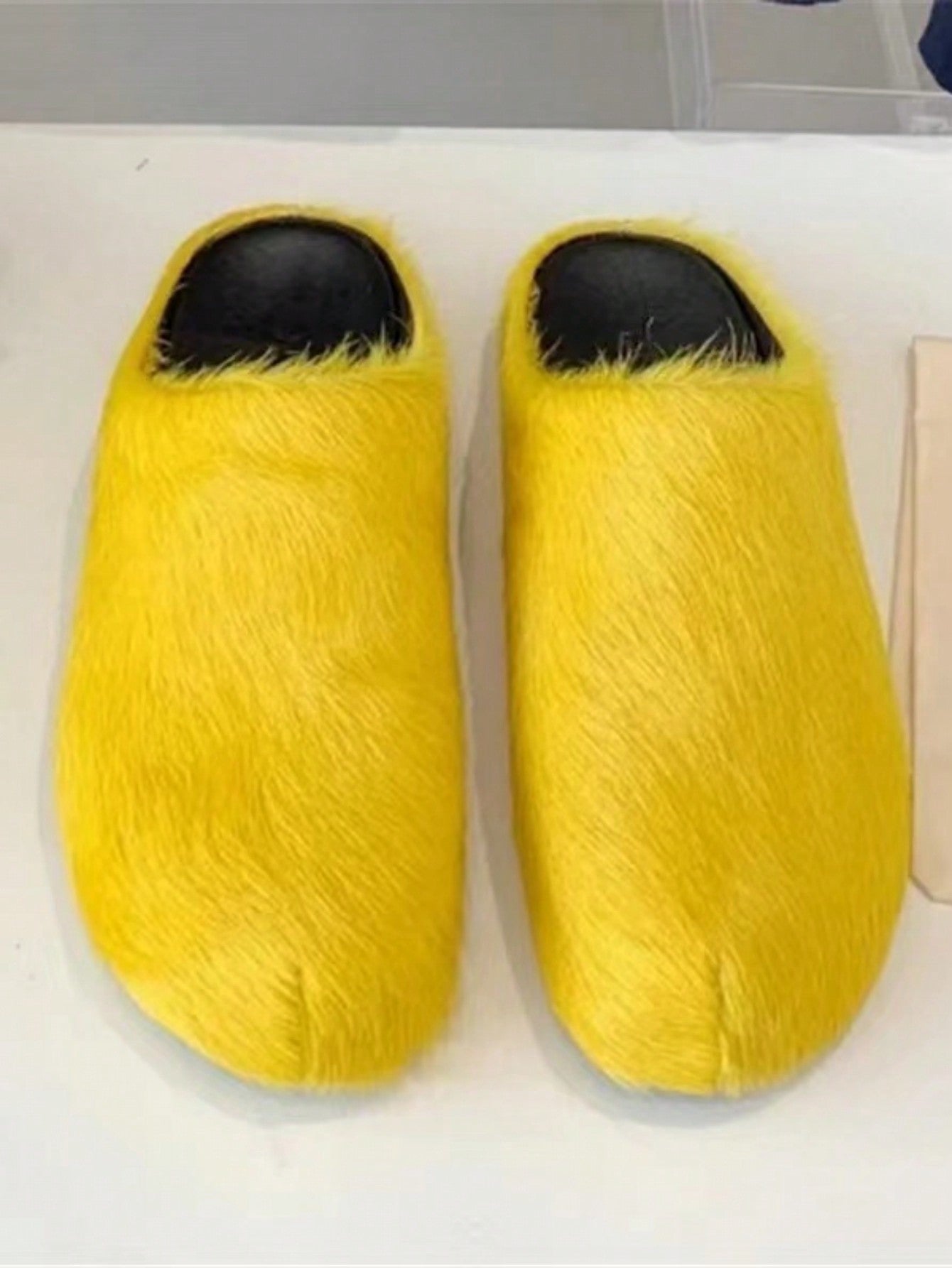 New Style Fur Trimmed Slippers, Thick-Soled, Platform Slip-Ons, Ideal For Indoor And Outdoor Use, Perfect For Autumn And Winter