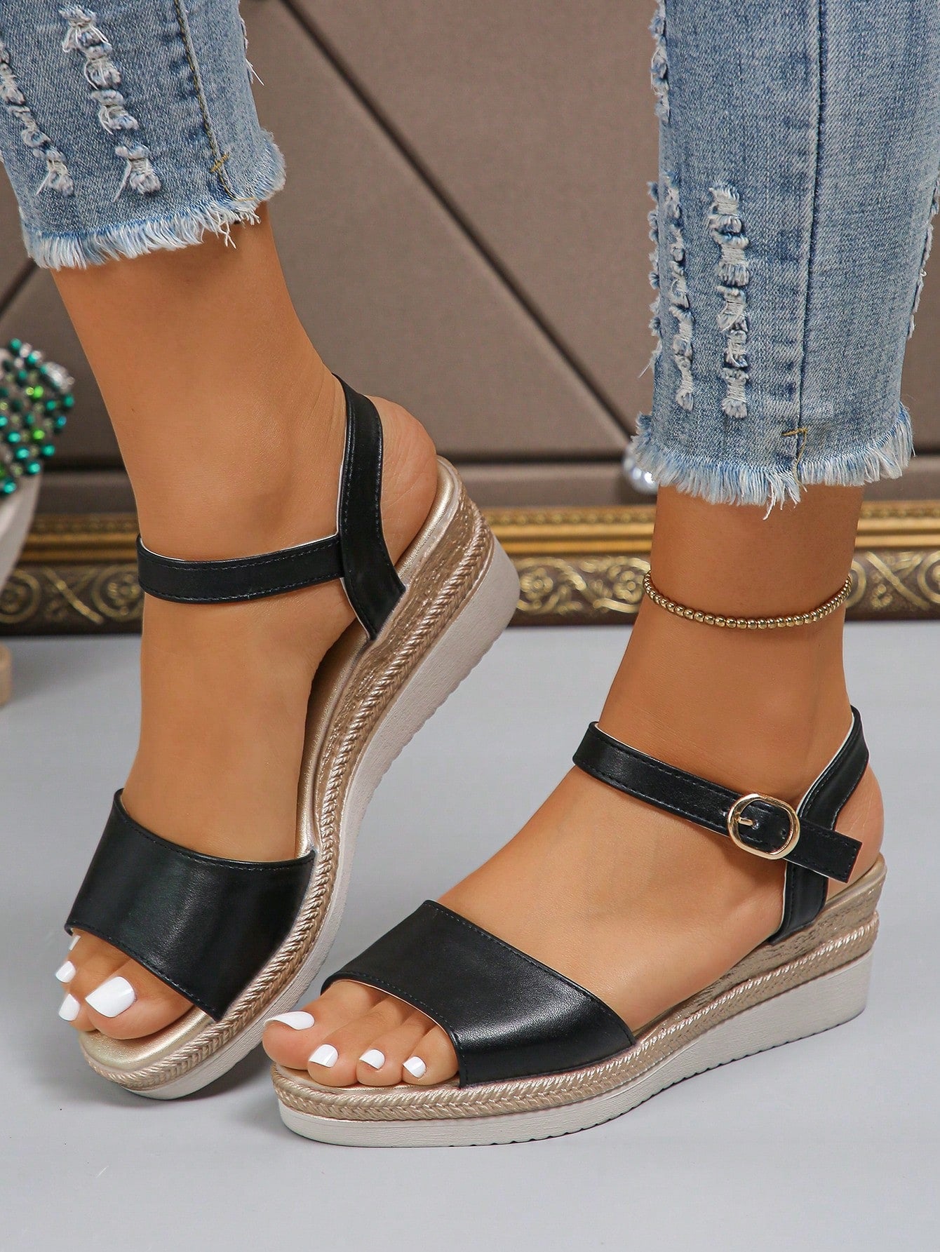 Summer New Fashion Back Strap Blue Comfortable Women's Wedge Sandals For Older Women