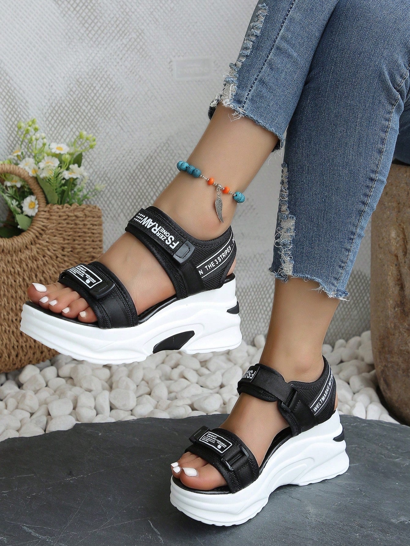 2024 Summer New Arrival Teenagers' High Heels Peep-Toe Beach Sandals Women's Platform Thick Bottom Casual Hook-And-Loop Sports Shoes, 8cm Heel Height