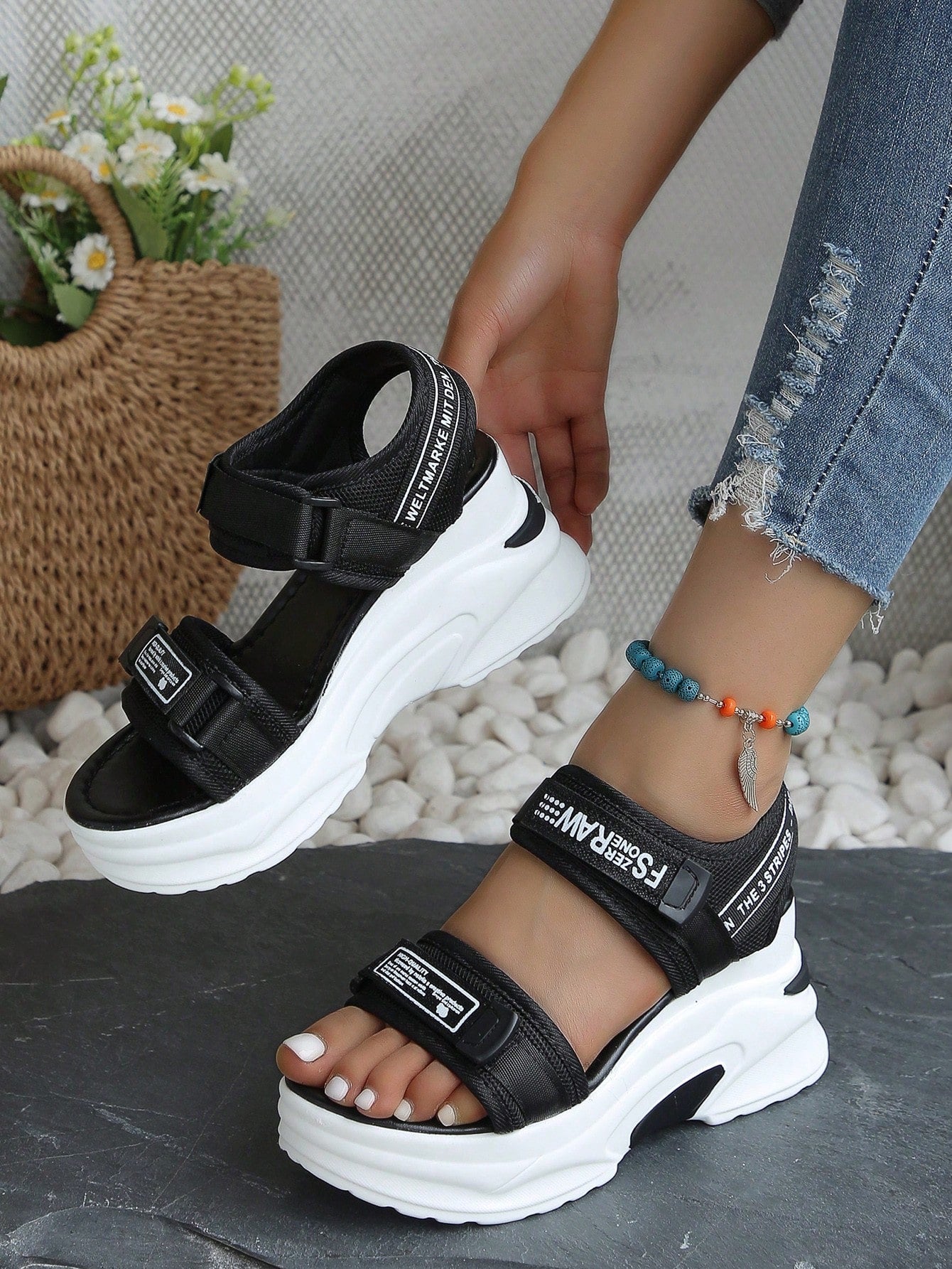 2024 Summer New Arrival Teenagers' High Heels Peep-Toe Beach Sandals Women's Platform Thick Bottom Casual Hook-And-Loop Sports Shoes, 8cm Heel Height