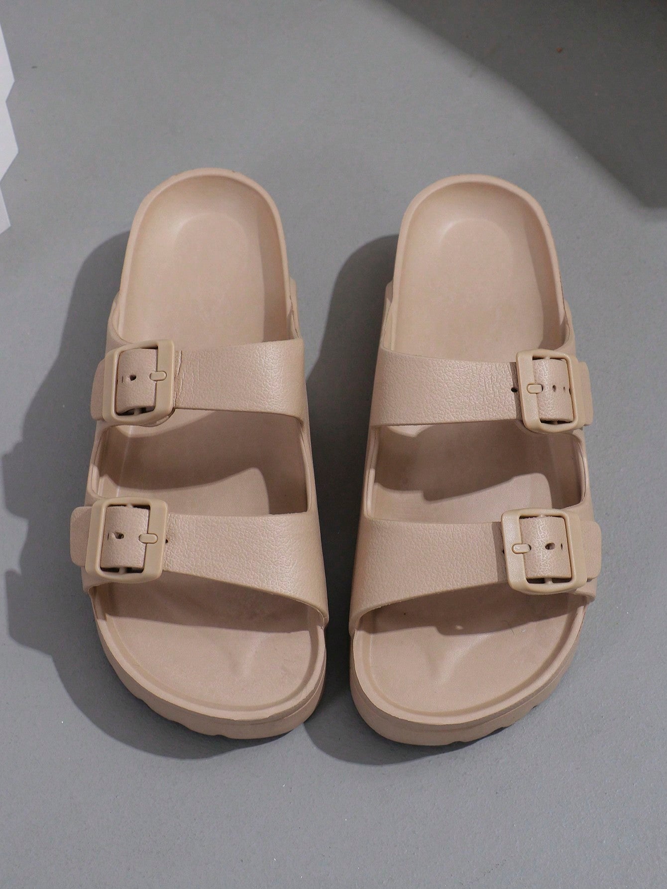 2023 New Summer Style Slip-resistant Wear-resistant Women's Fashionable Buckled Home Lightweight Comfortable Shock-absorbing Slippers