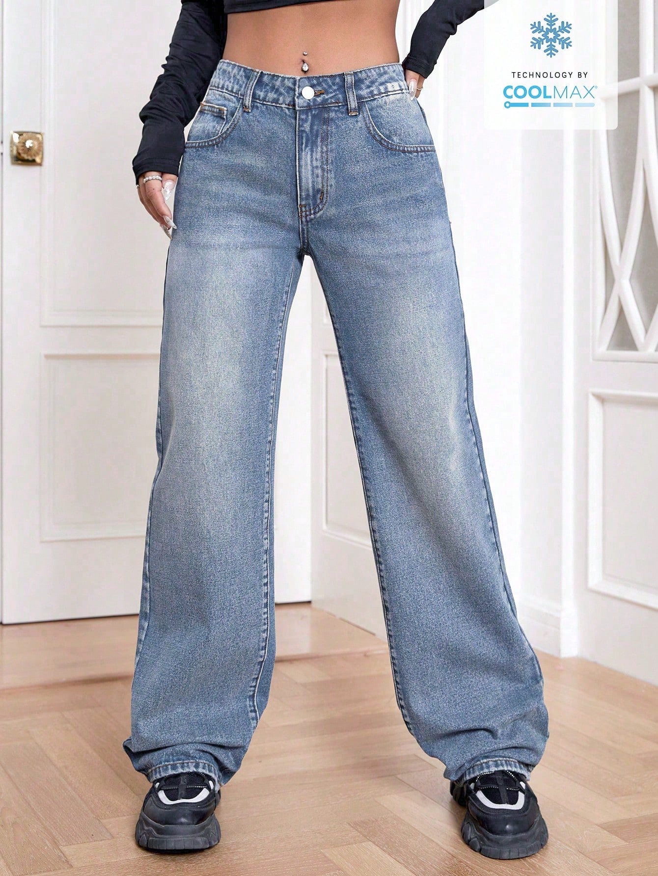 Slant Pocket Wide Leg Jeans