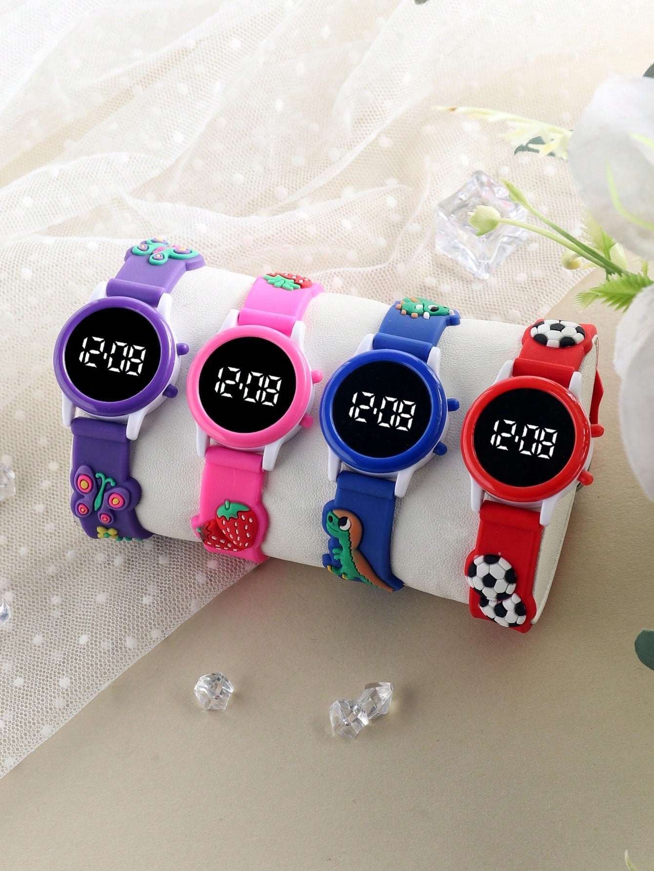 4pcs/Set Cute Round LED Electronic Bracelet Watch For Boys And Girls, Suitable For Daily Wear And Gift, With Football, Strawberry, Dinosaur And Butterfly Patterns