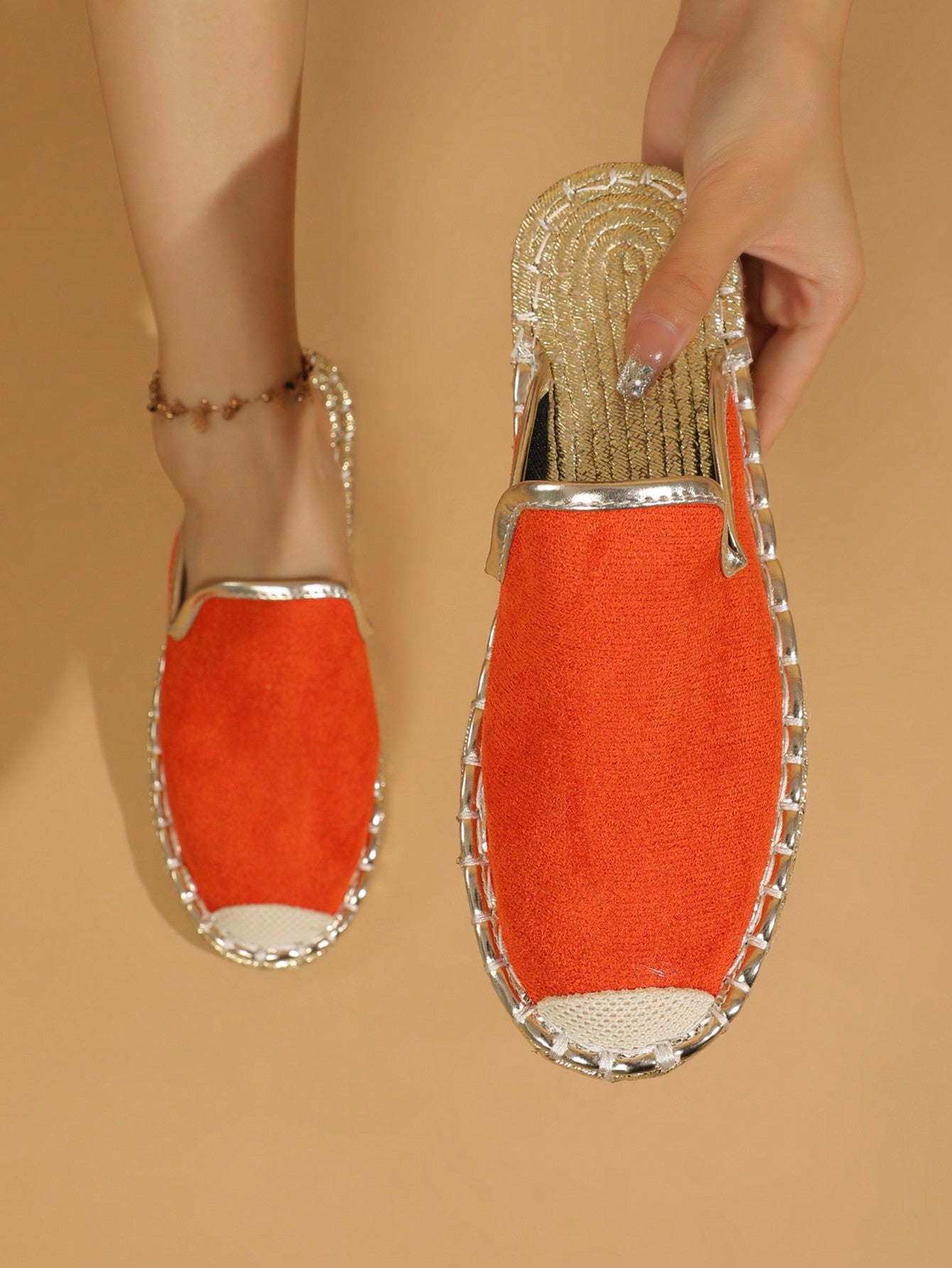 Ladies' Fashionable And Gorgeous Plush Mule Fisherman Flat Shoes Suitable For Daily Wear