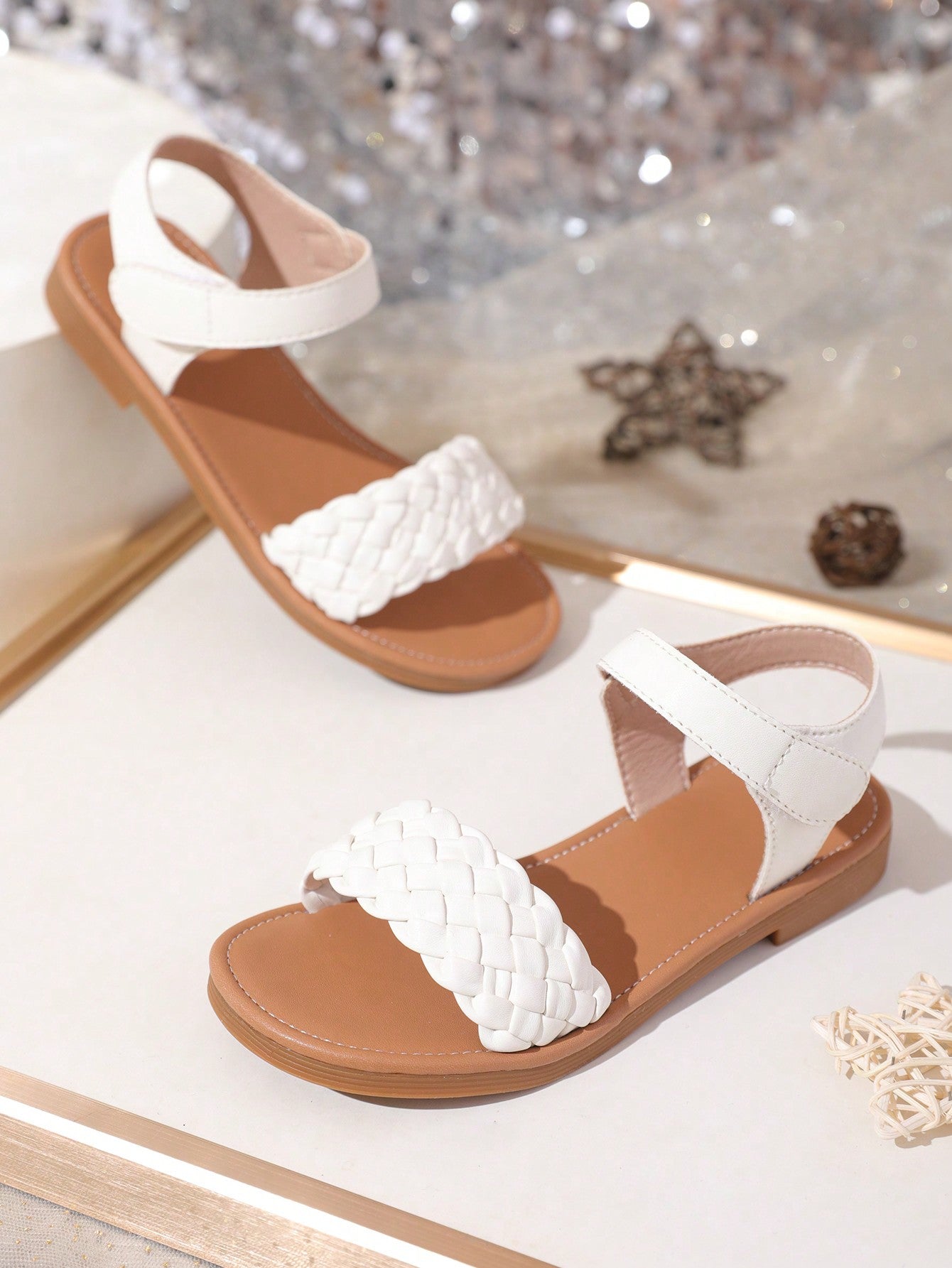 Girls Casual Open Toe Sandals, Breathable & Lightweight, Perfect For Indoor/Outdoor/Beach Wear, Summer