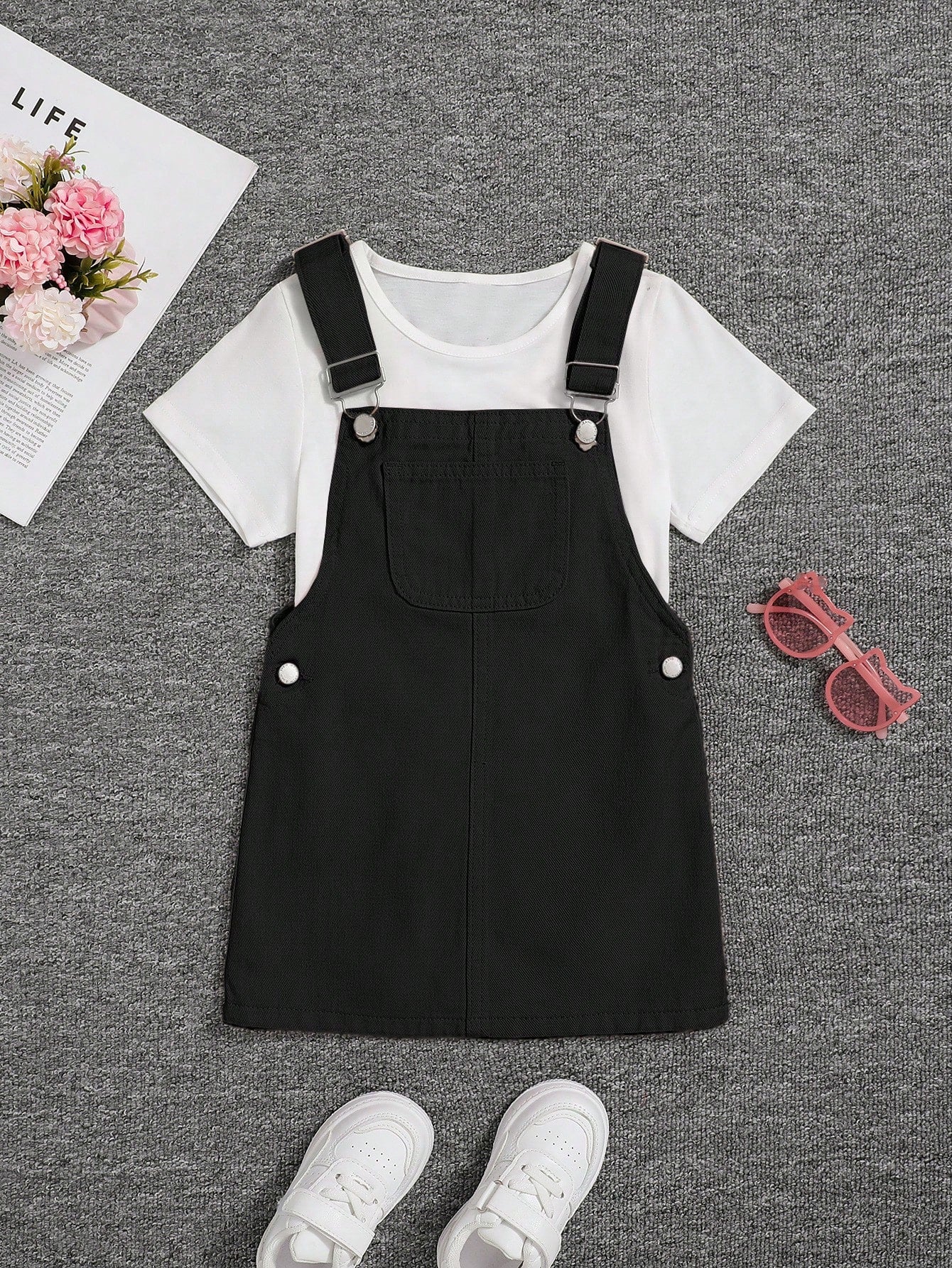 Young Girl Patched Pocket Overall Denim Dress Without Tee