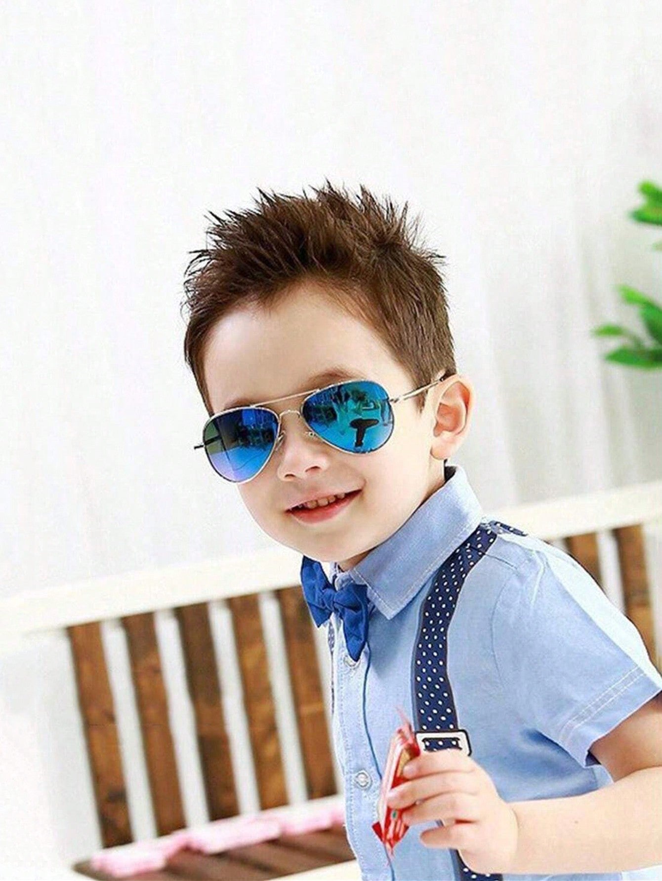 1pc Kids' UV Resistant Flying Glasses - Trendy Fashionable Sunglasses For Boys And Girls