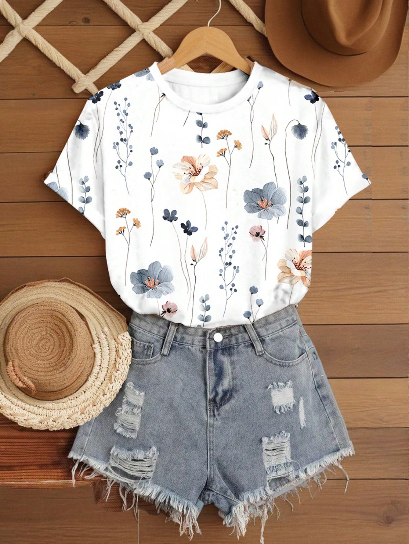 Plus Size Women's Summer Floral Printed Round Neck Short Sleeve Casual T-Shirt