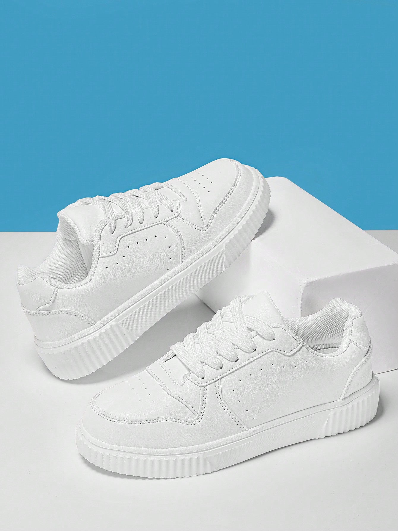 Unisex Sweet & Lovely Simple Style Casual Outdoor-Style Anti-Skid & Breathable Low-Cut Sneakers, All Season