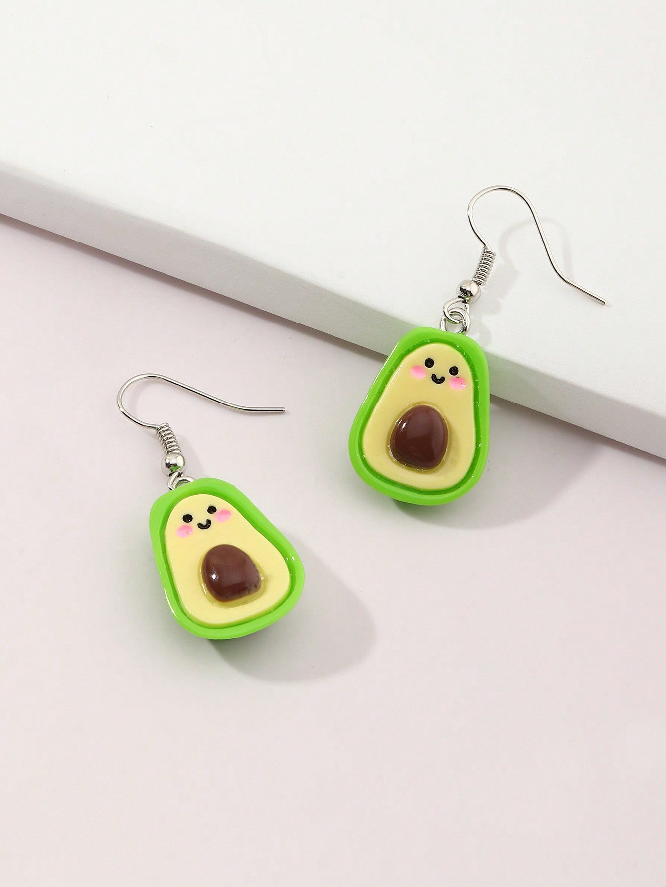 1pc Cute Avocado Shaped Resin Earring For Girls, Daily Wear Decoration