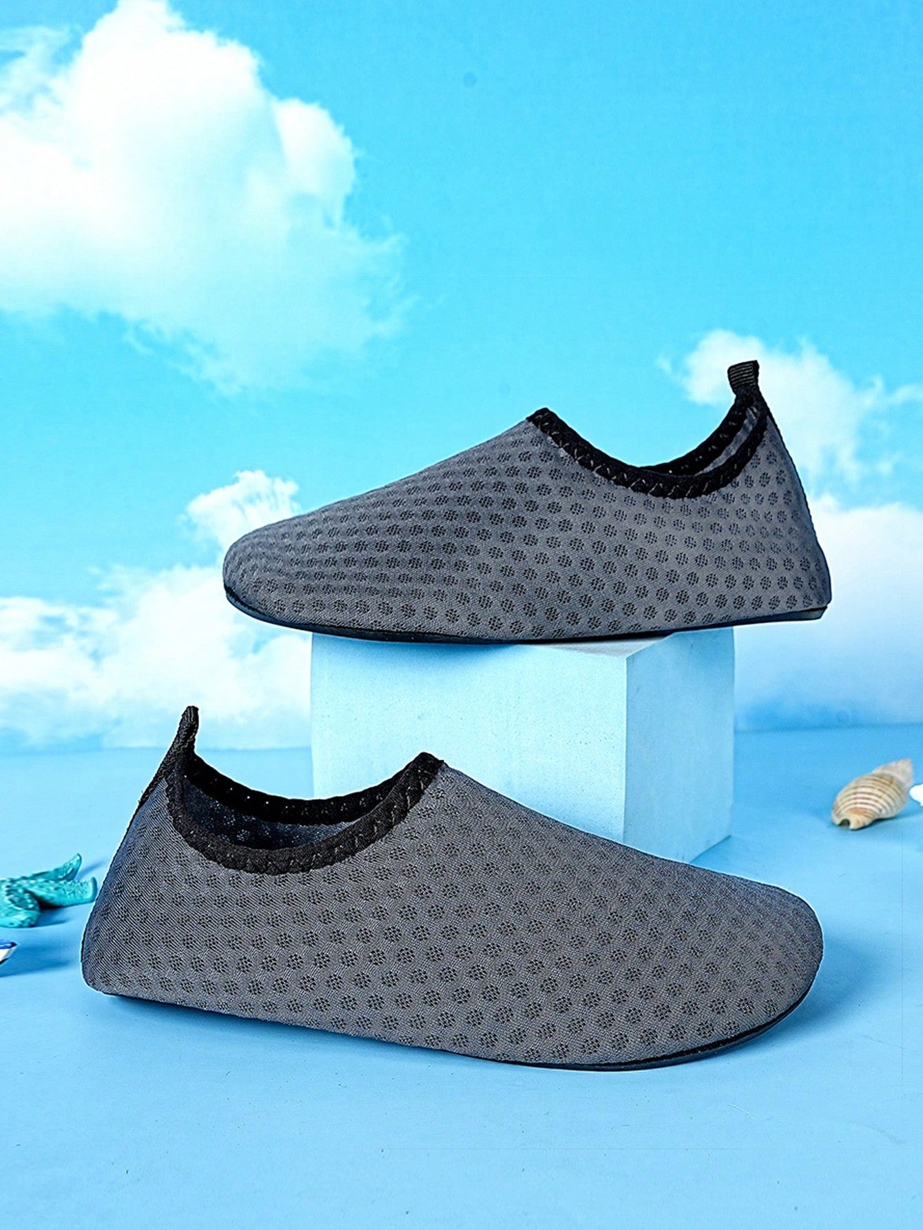 Children's Non-Slip Swimming Shoes, Water Shoes, Anti-Slip, Sweat-Absorbent, Breathable, Shock-Absorbing Fitness Shoes, Yoga Shoes, Treadmill Shoes, And Jump Rope Shoes