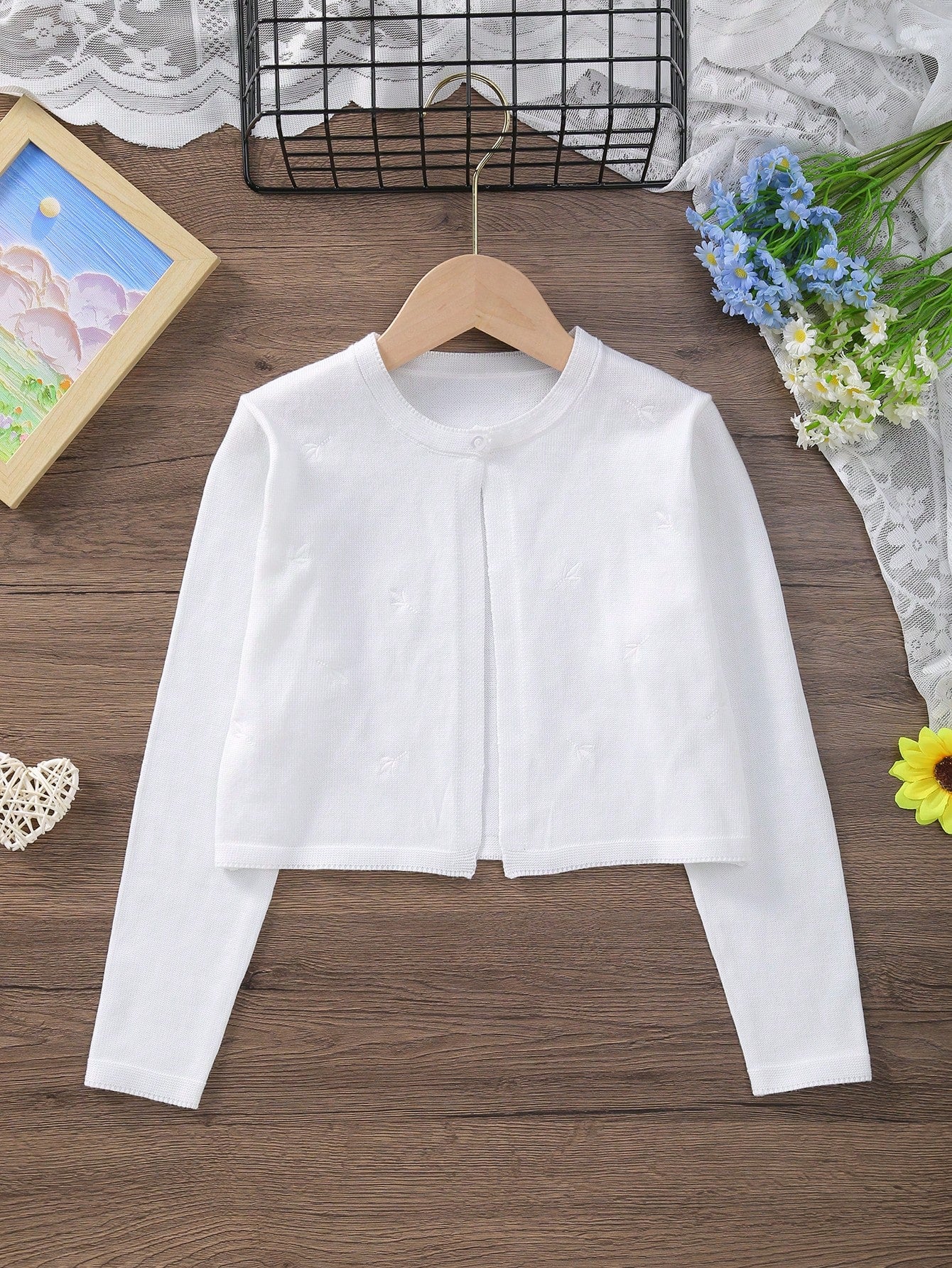 Young Girl Summer Elegant Embroidered Long Sleeve Lightweight Knitted Cardigan