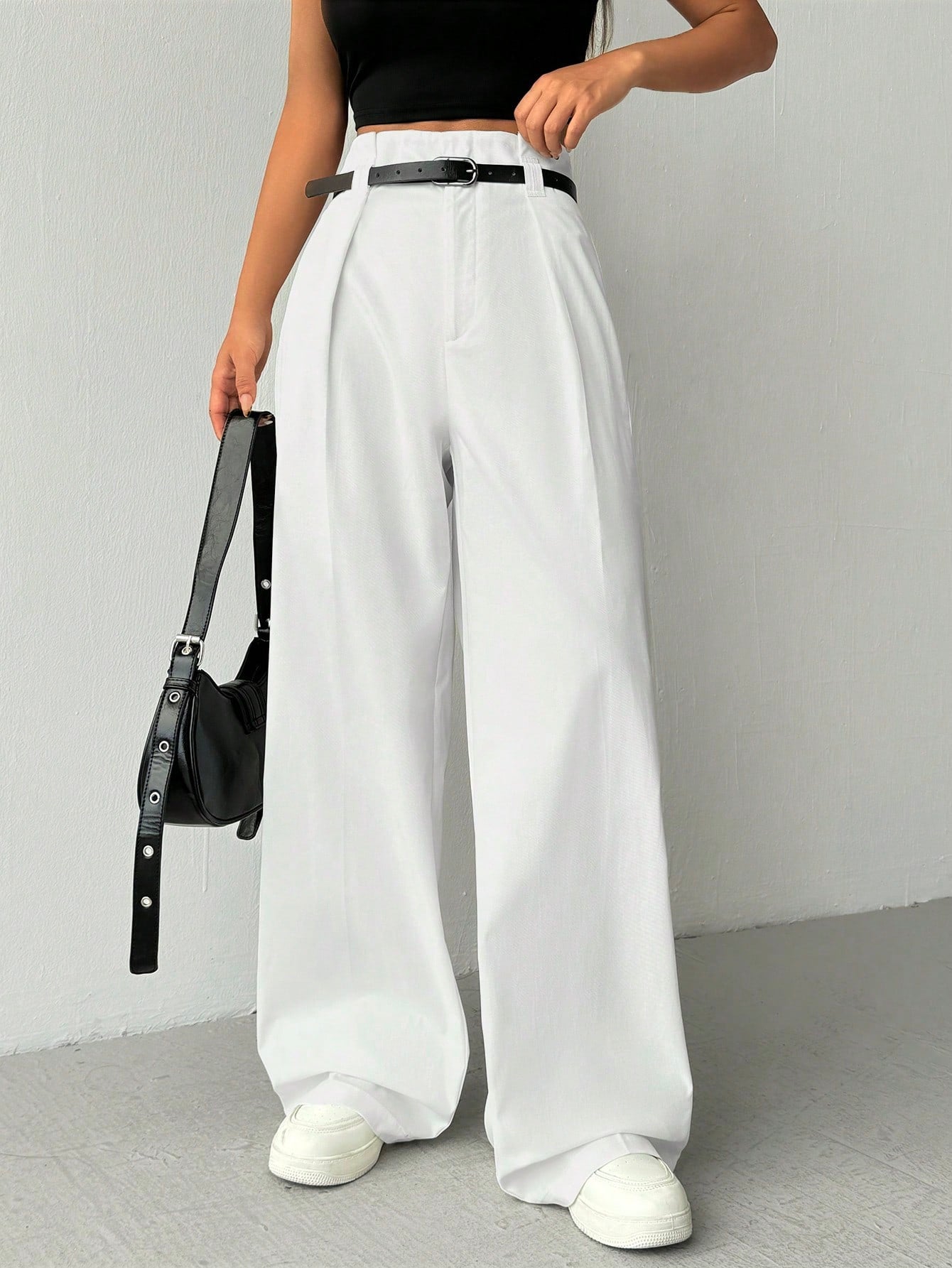 Women's Black Pleated Wide Leg Pants