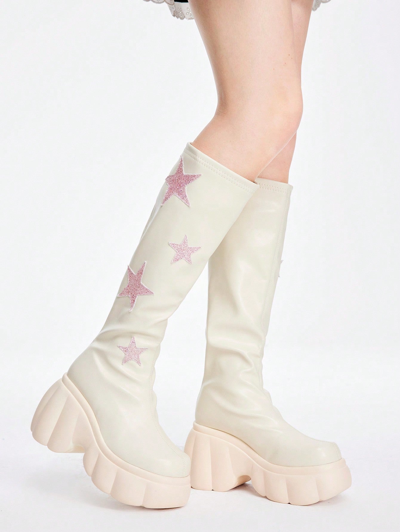 Avant Women's Thick-Soled New Model Beige Riding Boots With Star-Shaped Height-Increasing Design