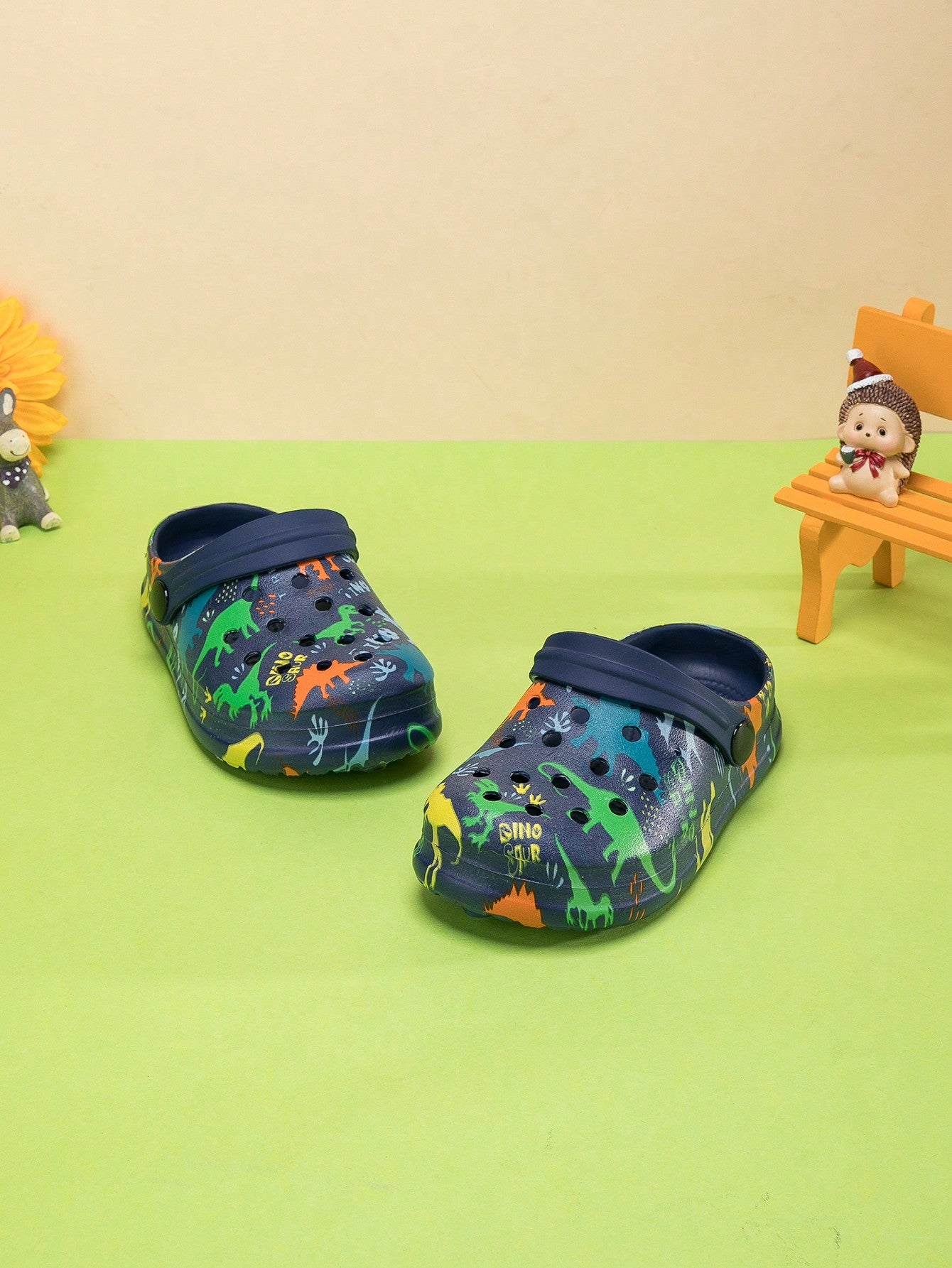 Boys' Summer Comfortable Fashionable Casual EVA Breathable Beach Cartoon Hollow Shoes