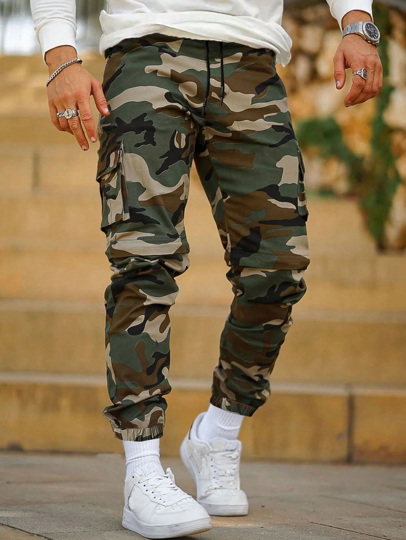 Men's Utility Cargo Pants Fashionable Multi-Pocket Camouflage Outdoor Casual Trousers