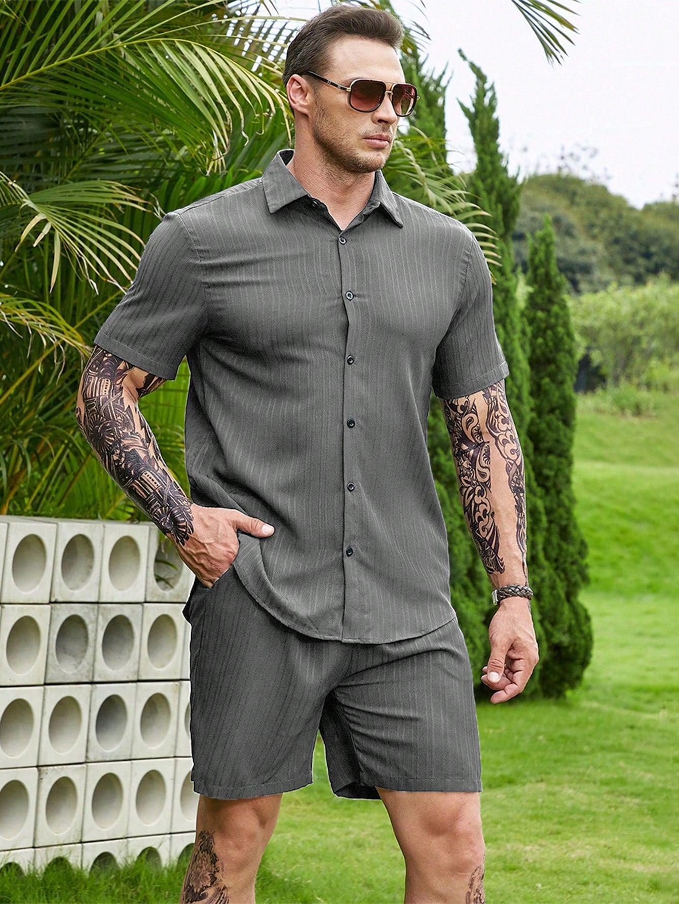 Men Plus Solid Button Up Shirt & Drawstring Waist Shorts