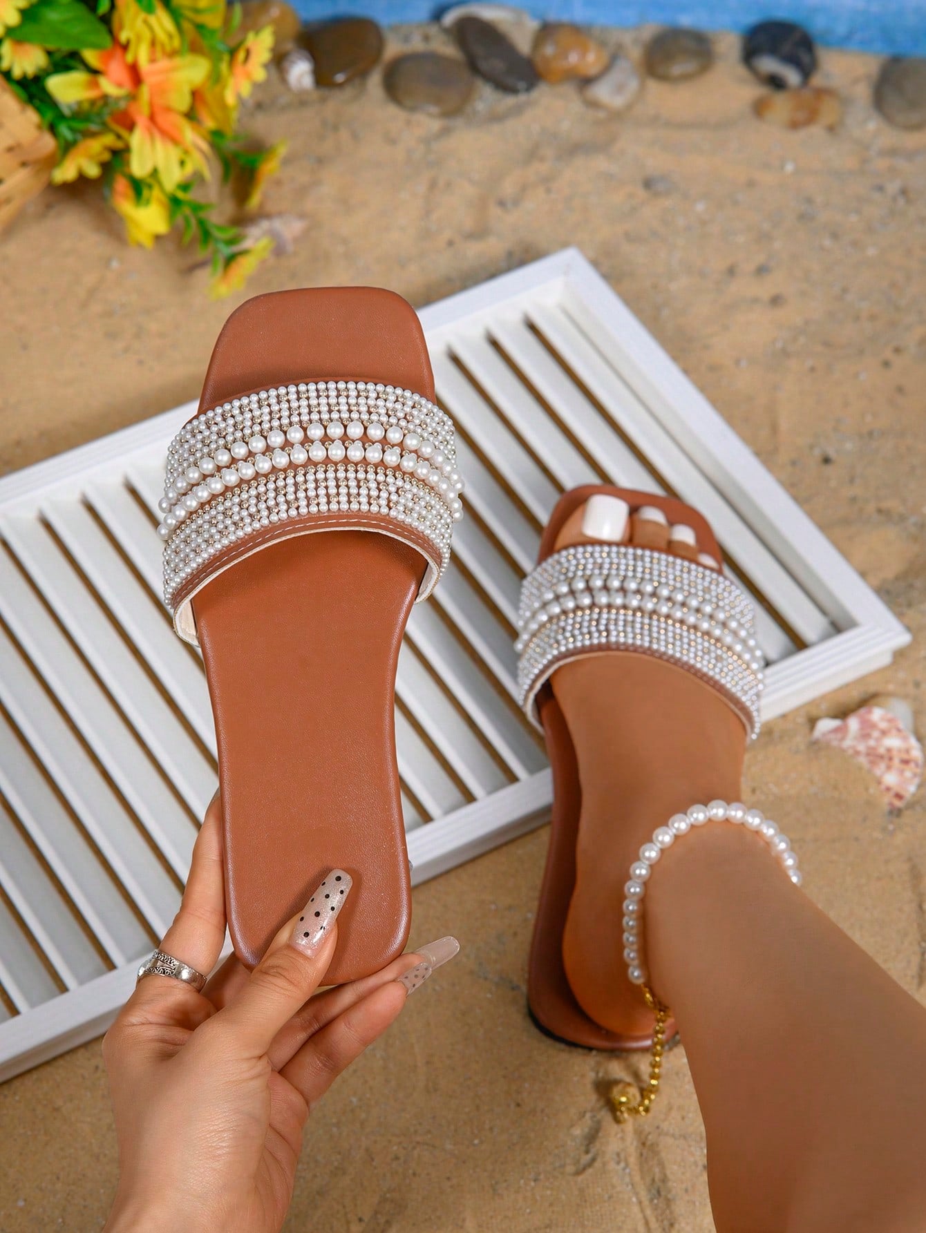 Women's Fashionable Faux Pearl Decorated Square Toe Flat Sandals For Summer