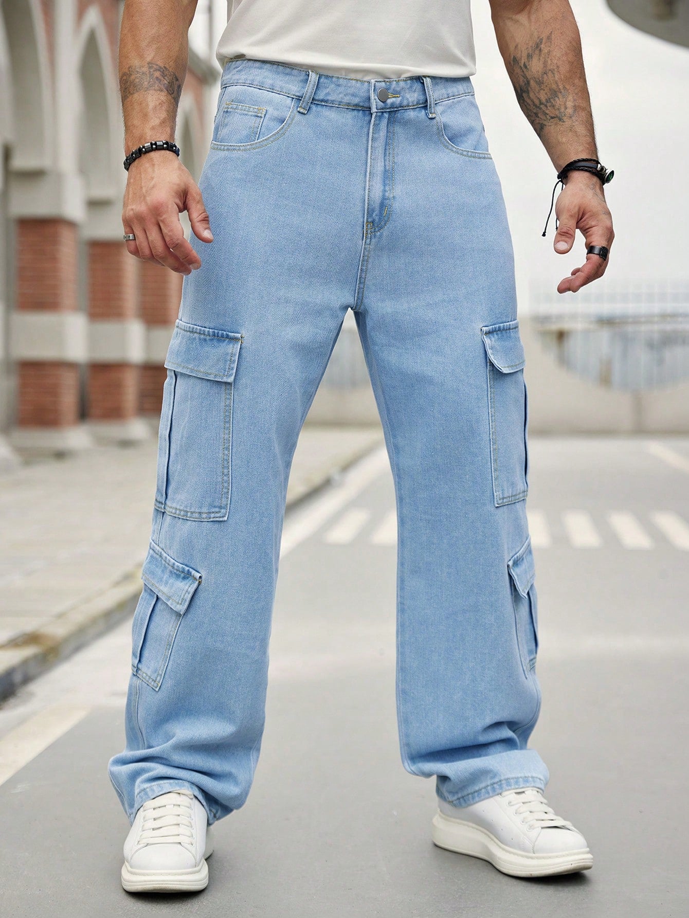 Men Flap Pocket Side Cargo Jeans