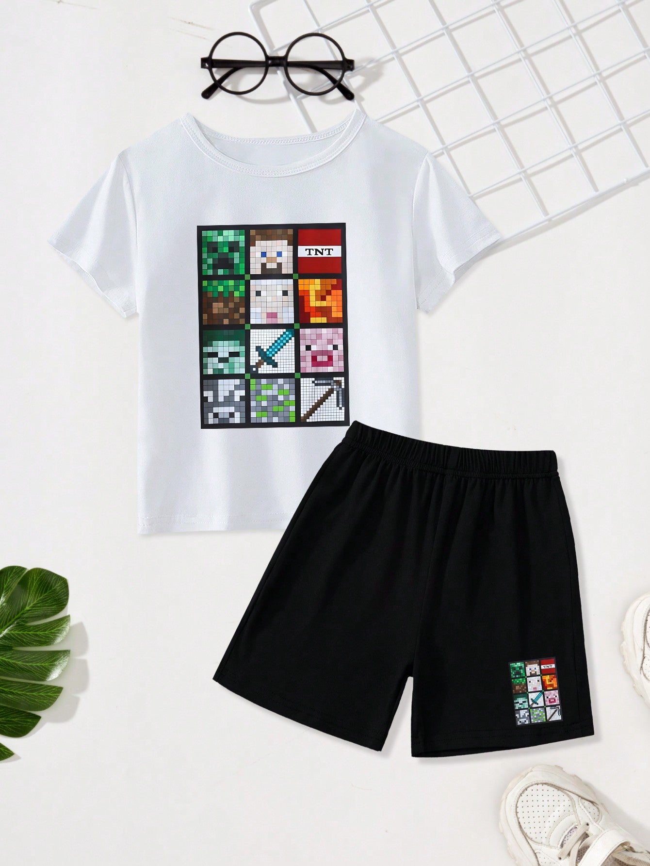 Creative Fun Printed T-Shirt And Pants Set For Young Boys, Summer