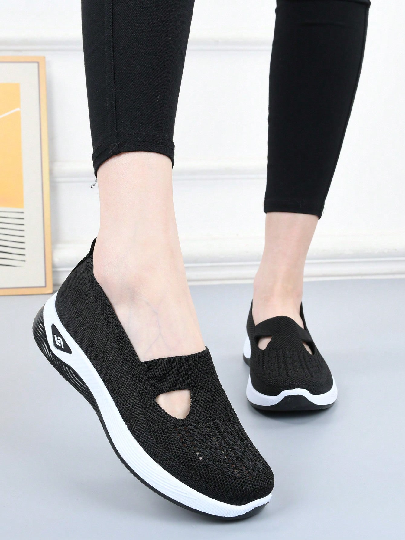 Women's Comfortable,Breathable, Lightweight And Stylish Casual Sports Shoes