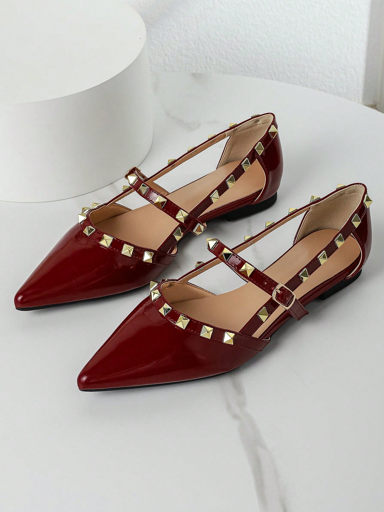 New Arrival Women's Fashionable Pointed Toe Flat Shoes With Rivets And Hollow Out Design