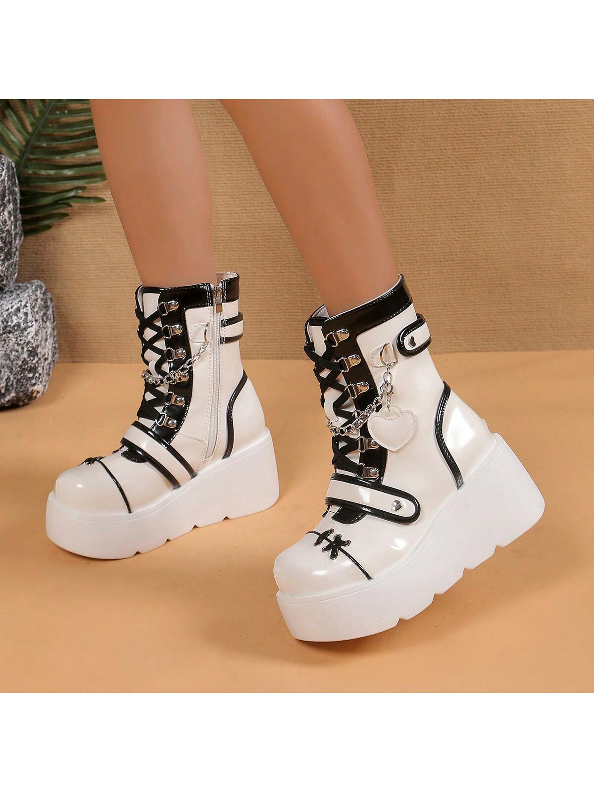 Women's Fashionable Wedge Heel Thick Platform Casual Boots