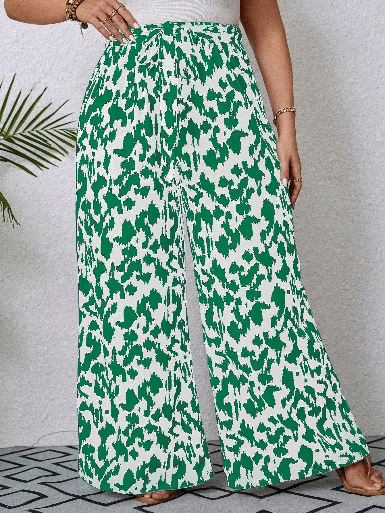 Plus Size Full-Length Printed Paper Bag Waist Wide Leg Summer Pants