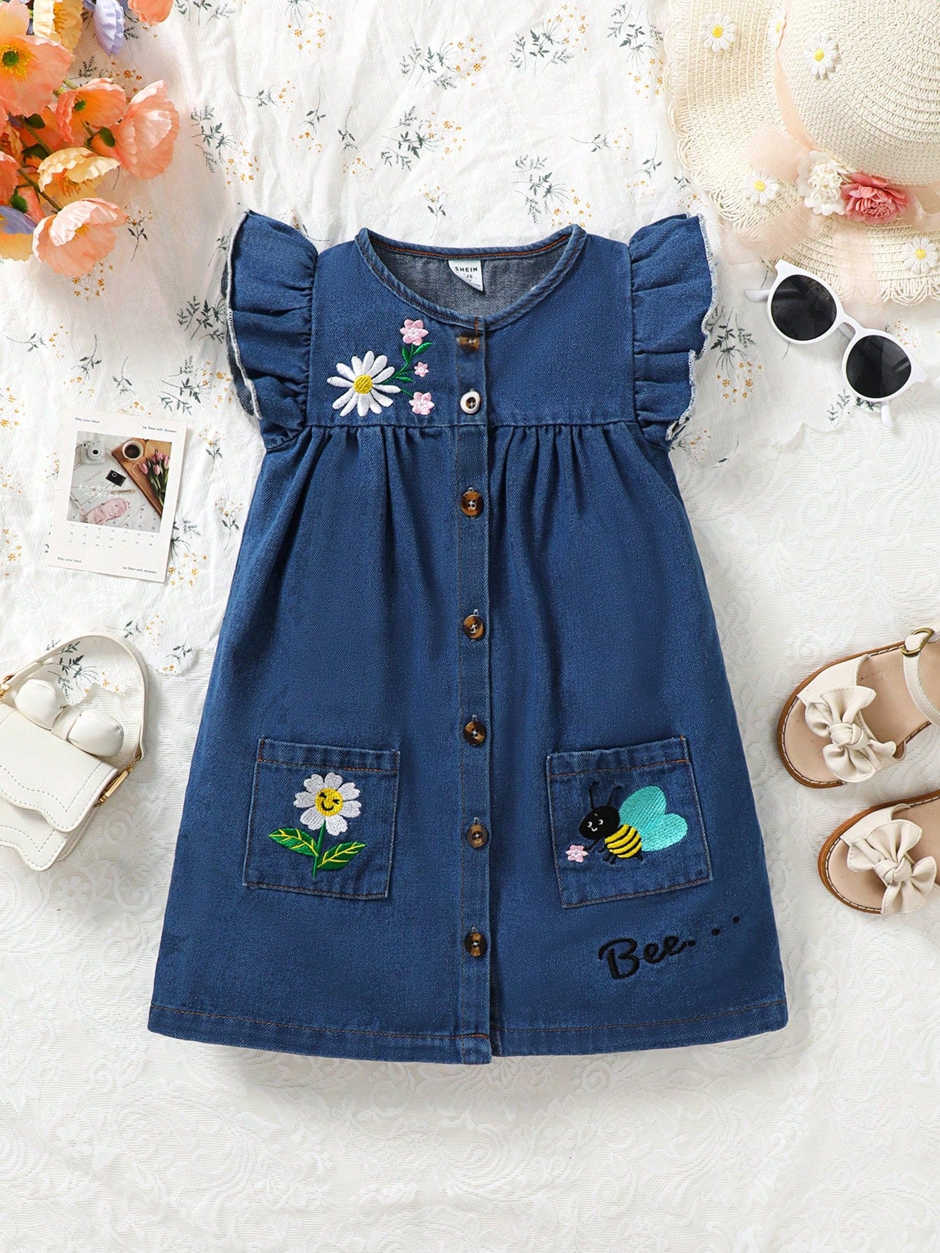 Young Girl Casual Floral Bee Embroidery Cap Sleeve Dress