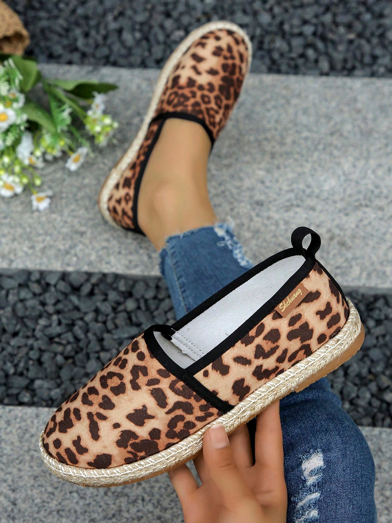 Women's Casual Flat Shoes, Canvas Shoes, New Summer Arrival. Fashionable & Versatile Shoes. Wear-Resistant Anti-Slip Sole.