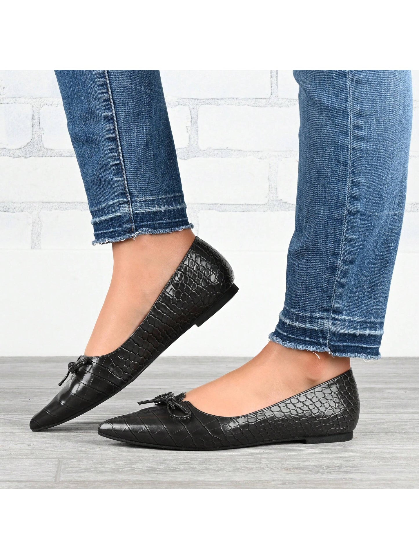 Womens Ballet Pointed Toe Slip On Flats