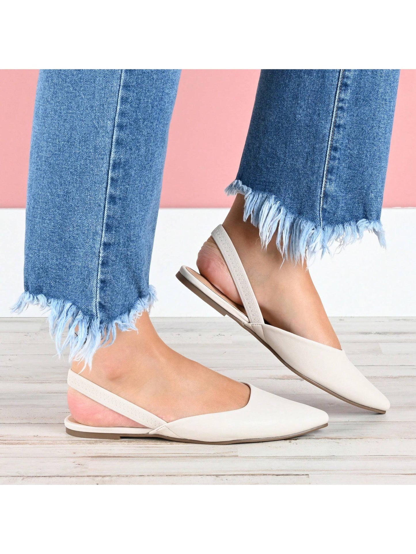 Womens Pull On Almond Toe Sling-Back Flats