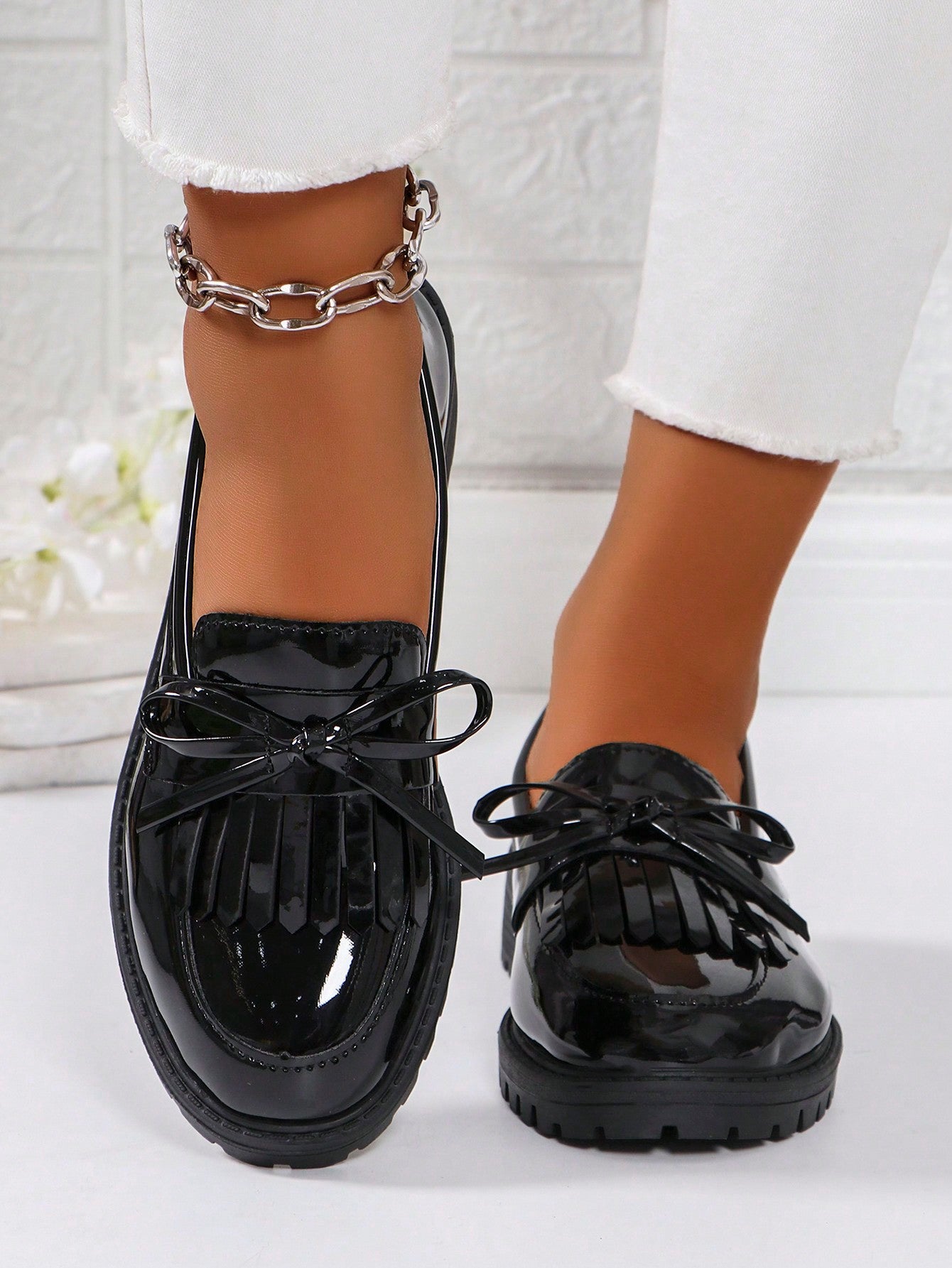 2024 New Vintage Bow-Knot Chunky Heel Loafers, Shallow Mouth Shoes, Fashion Mary Janes, Patent Leather Loafers With Tassel