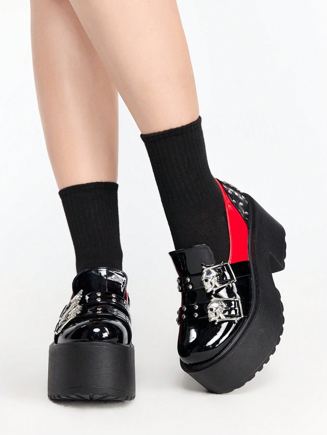 Punk Dark Y2K Gothic Style Red Skull Head Rock Party Punk Shoes, Platform Loafers With Studded Metal Detail, Black Mary Jane Style Flat Shoes With Thick Soles, Women Wedge Heel Shoes